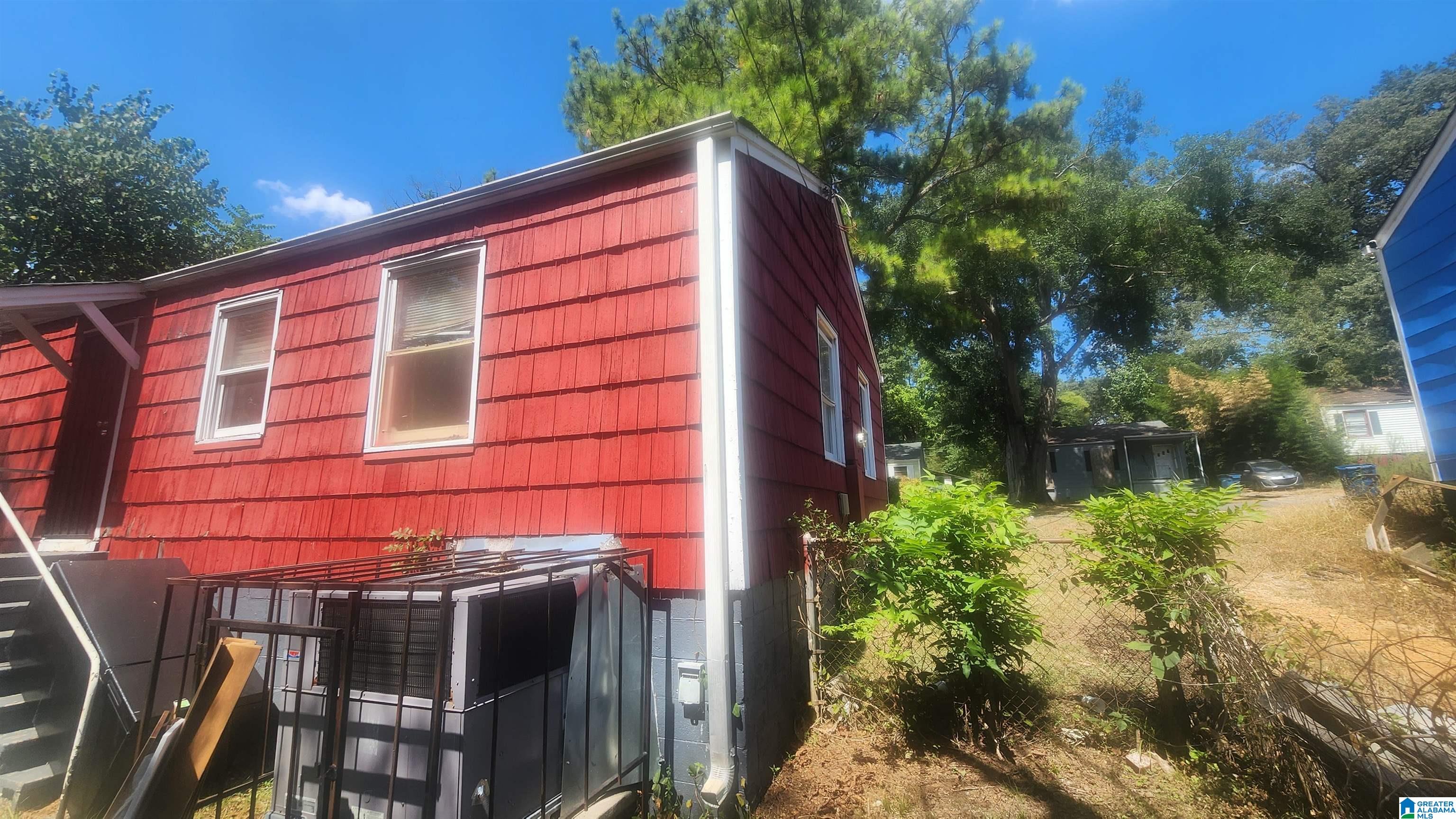 Photo 4 of Single family home for sale at 11 Wilkes Cir, Birmingham, AL 35228 | MLS# 21461996 | Listing updated on 2026-09-14