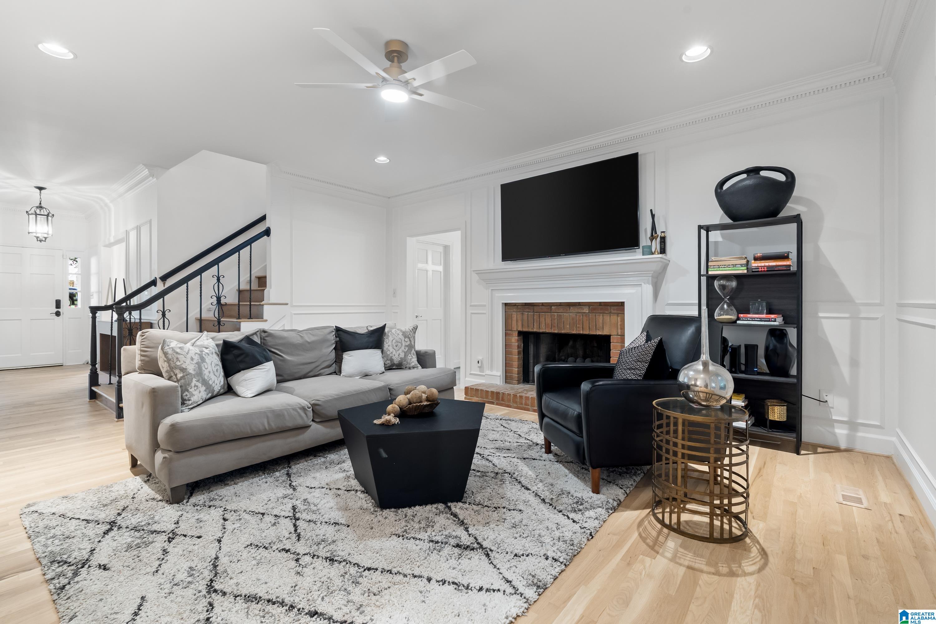 4th image of 2205 Baneberry Dr, Hoover, AL 35244 | MLS# 21462021