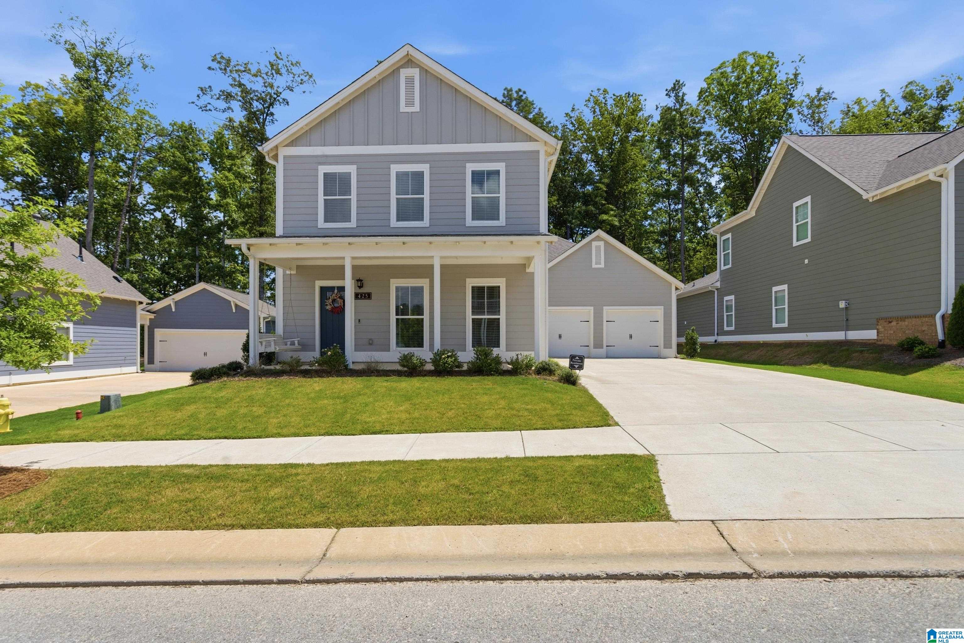 Photo 1 of Single family home for sale at 425 Wishford Cir, Helena, AL 35080 | MLS# 21462036 | Listing updated on 2026-10-18