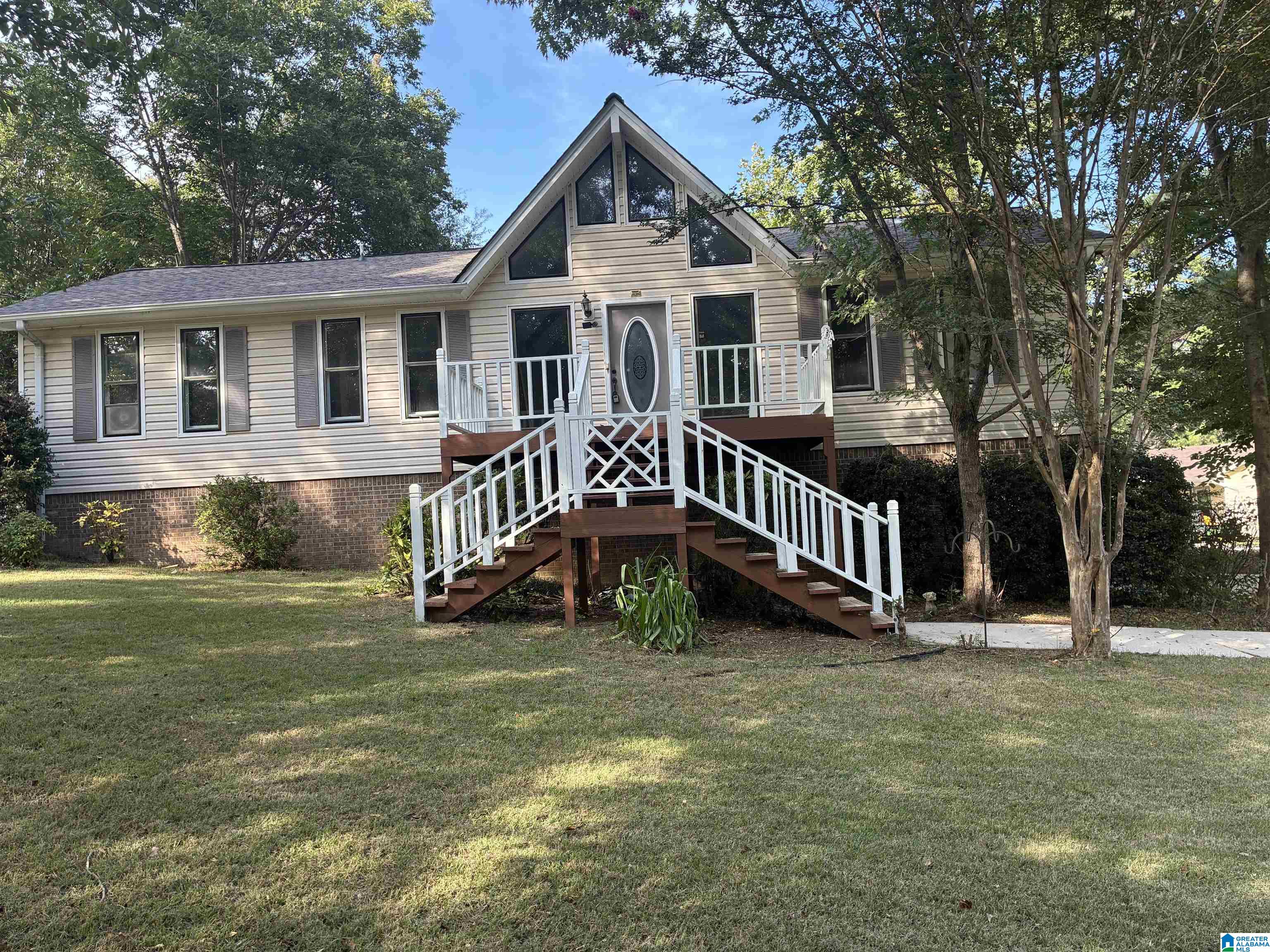 1st image of 2605 Linda Cir, Gardendale, AL 35071 | MLS# 21462058