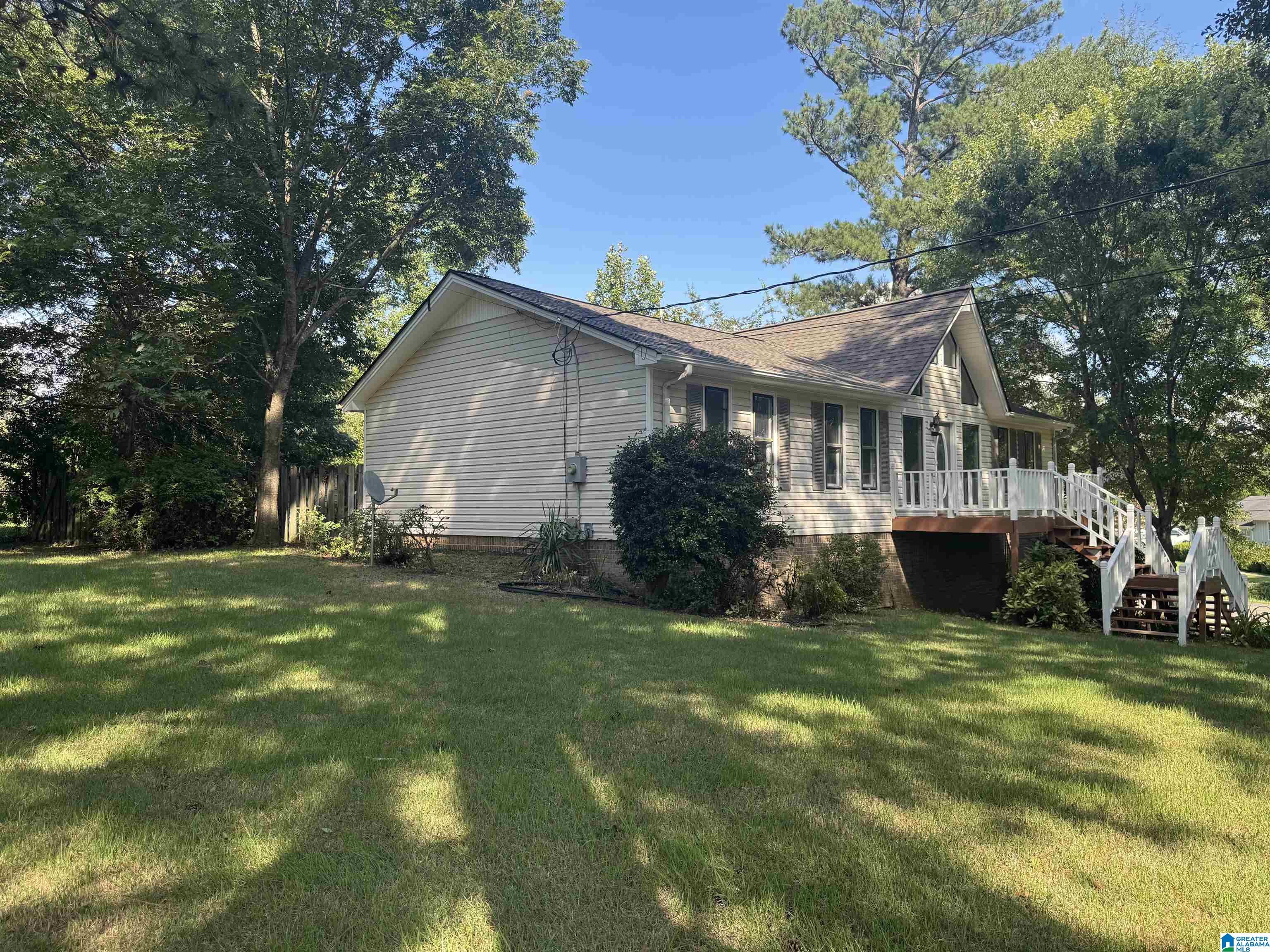 2nd image of 2605 Linda Cir, Gardendale, AL 35071 | MLS# 21462058