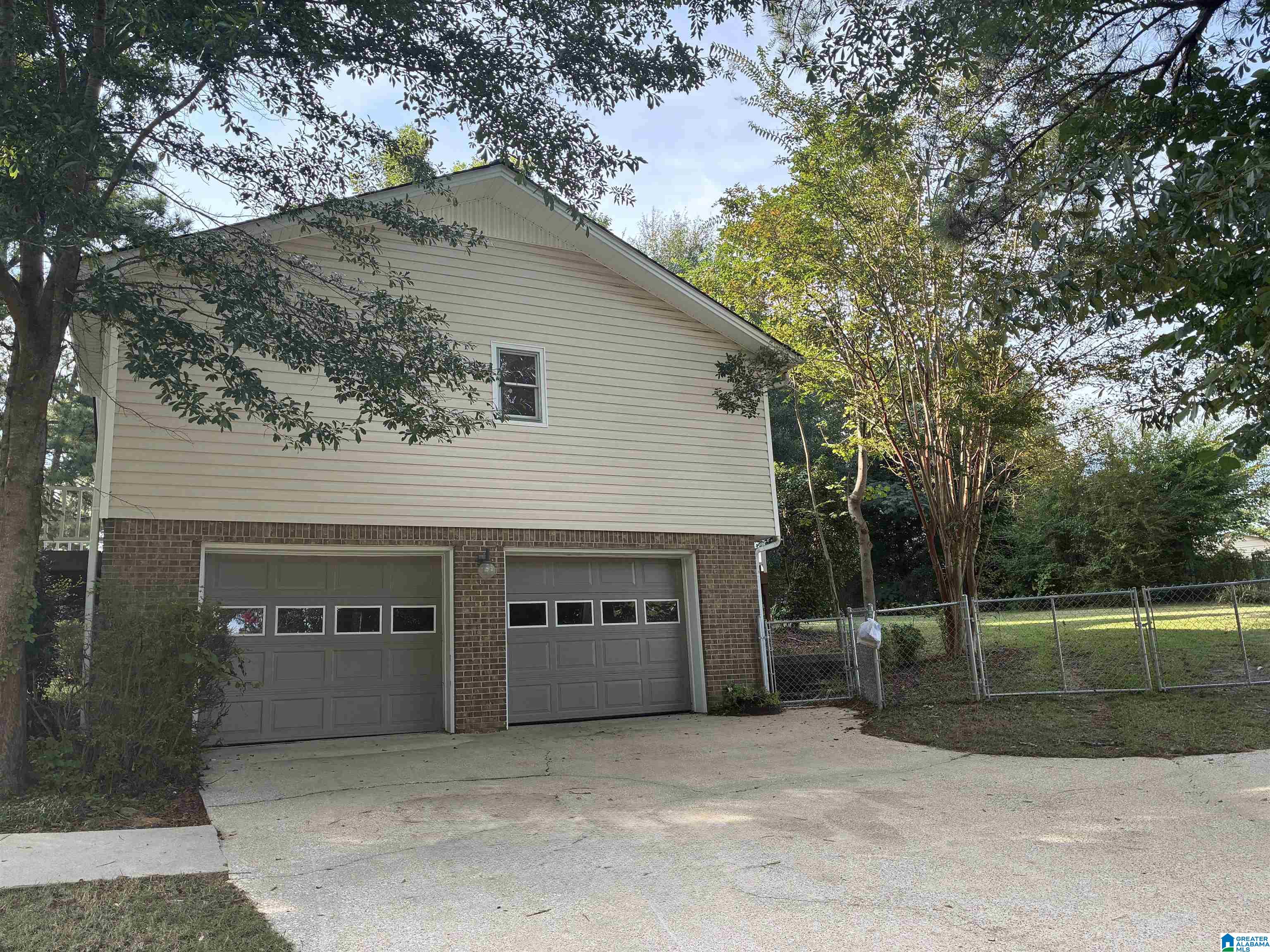 4th image of 2605 Linda Cir, Gardendale, AL 35071 | MLS# 21462058