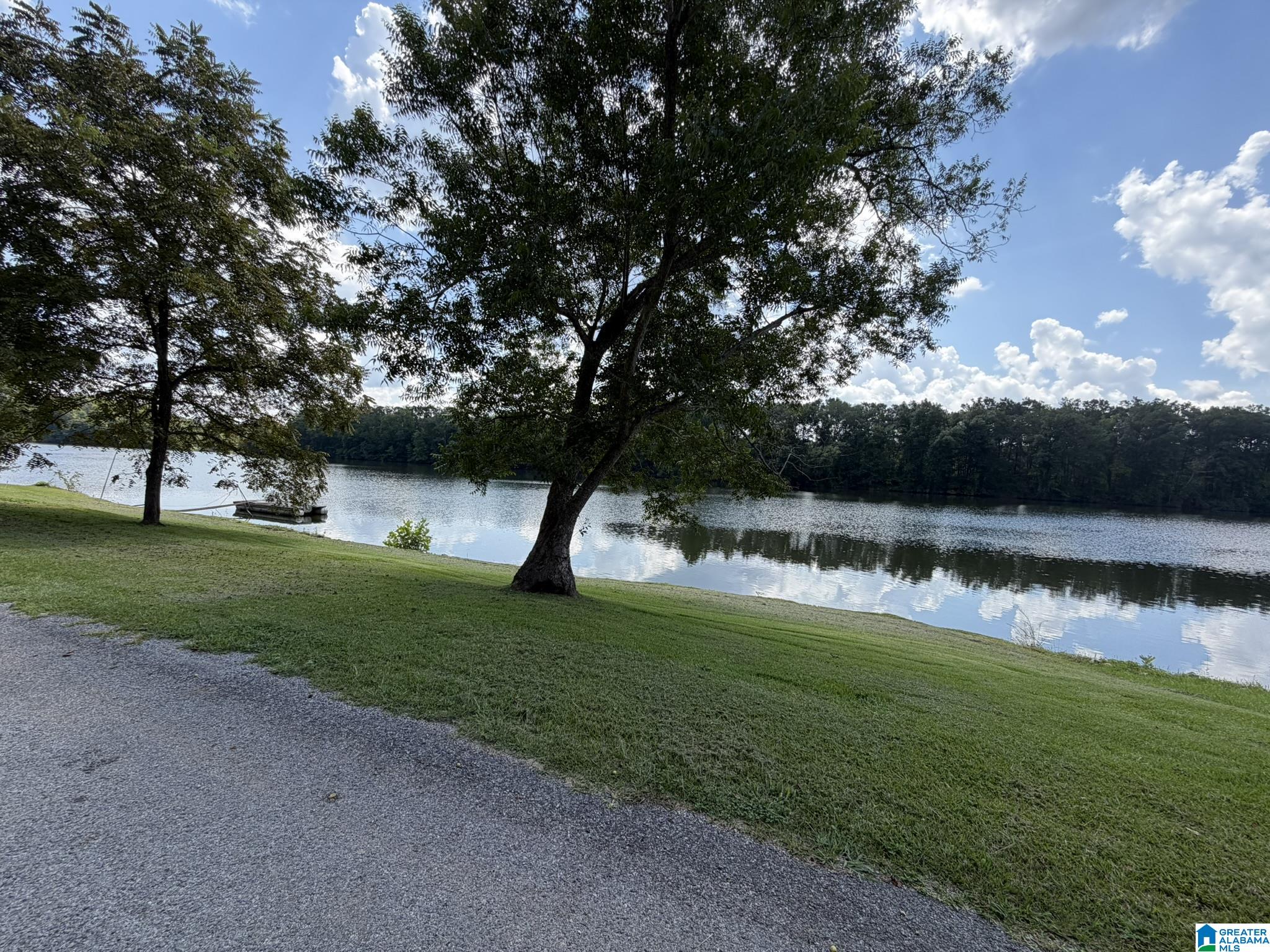 2nd image of 693 Cherokee Dr, Ragland, AL 35131 | MLS# 21462073