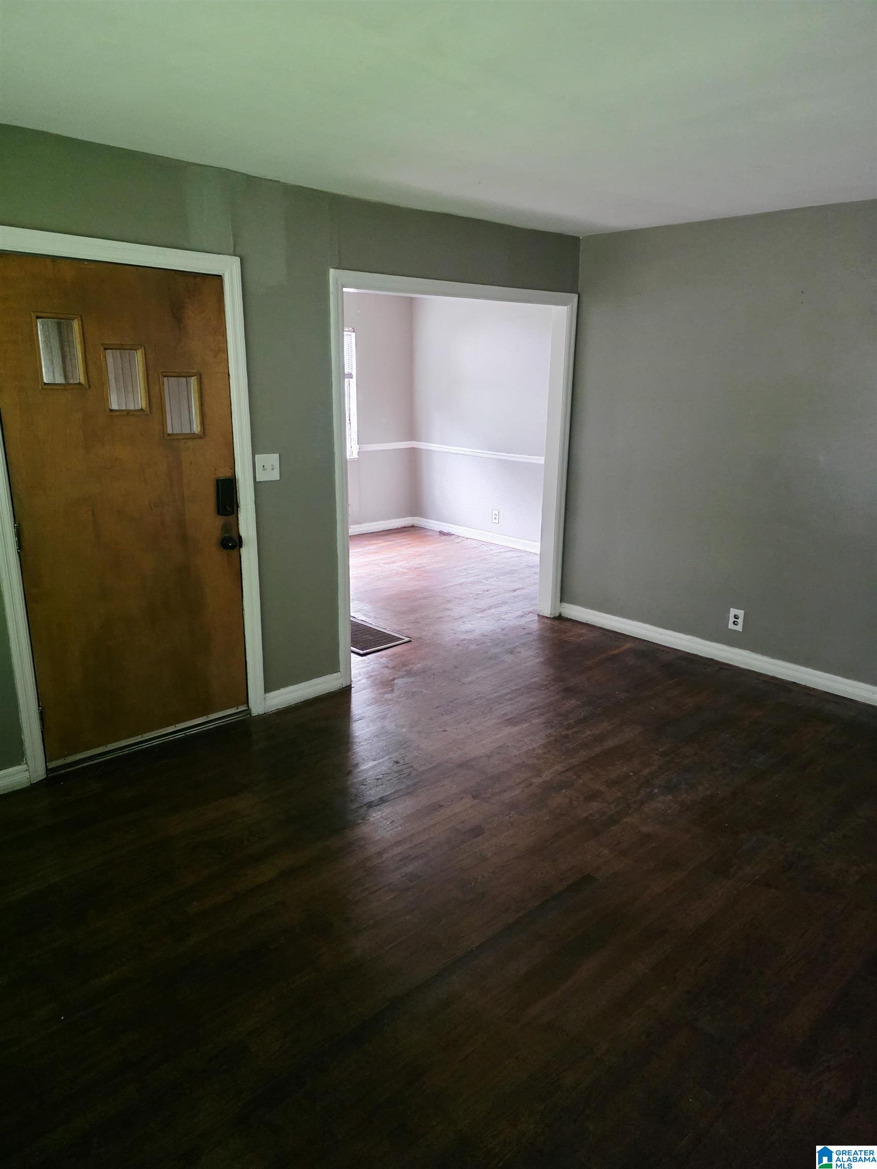 Photo 3 of Single family home for sale at 5513 Ave P, Birmingham, AL 35208 | MLS# 21462082 | Listing updated on 2026-08-13