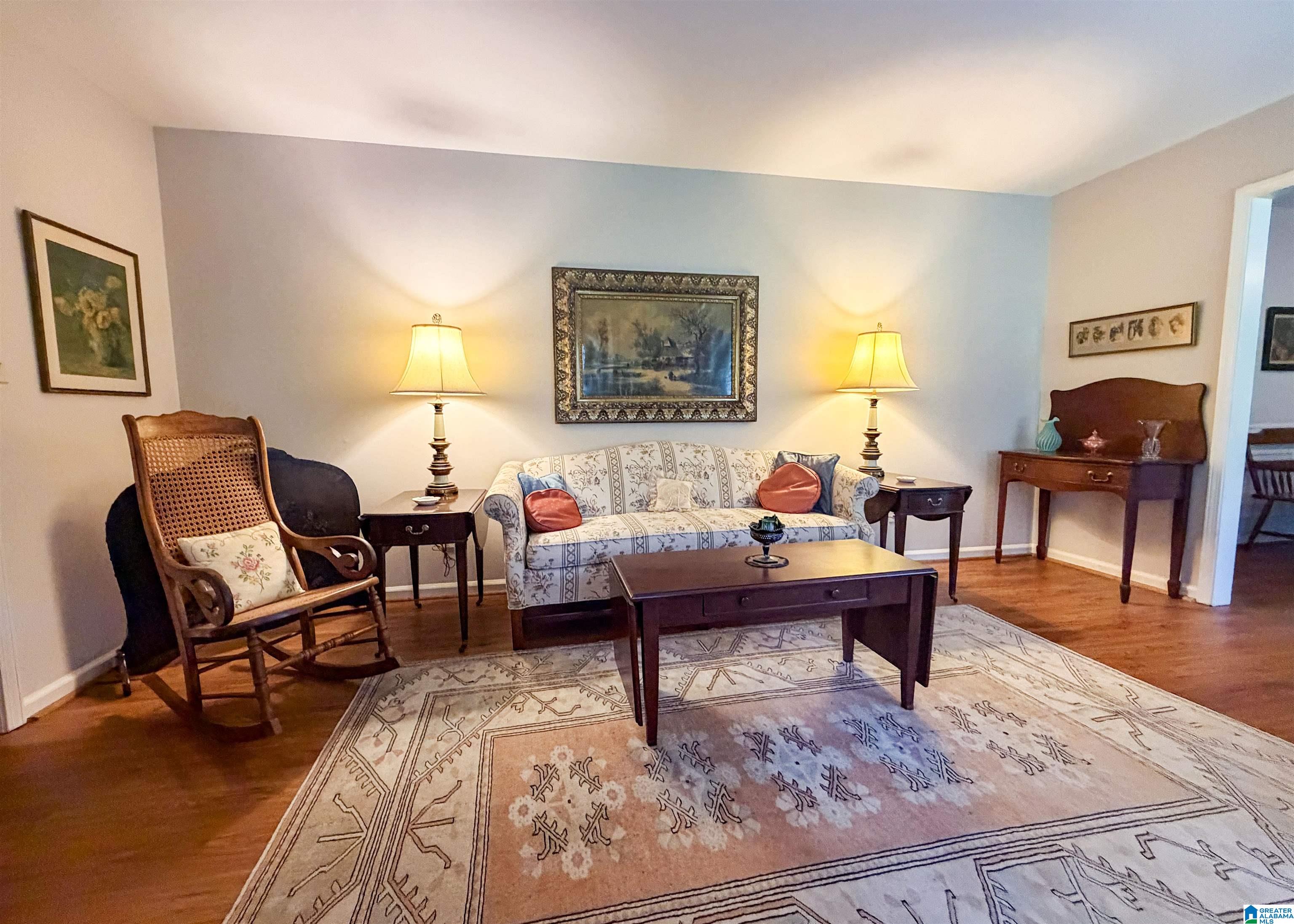 Photo 4 of Sale Pending at 2442 Gawain Dr, Hoover, AL 35226 | MLS# 21462107 | Listing updated on 2026-08-19