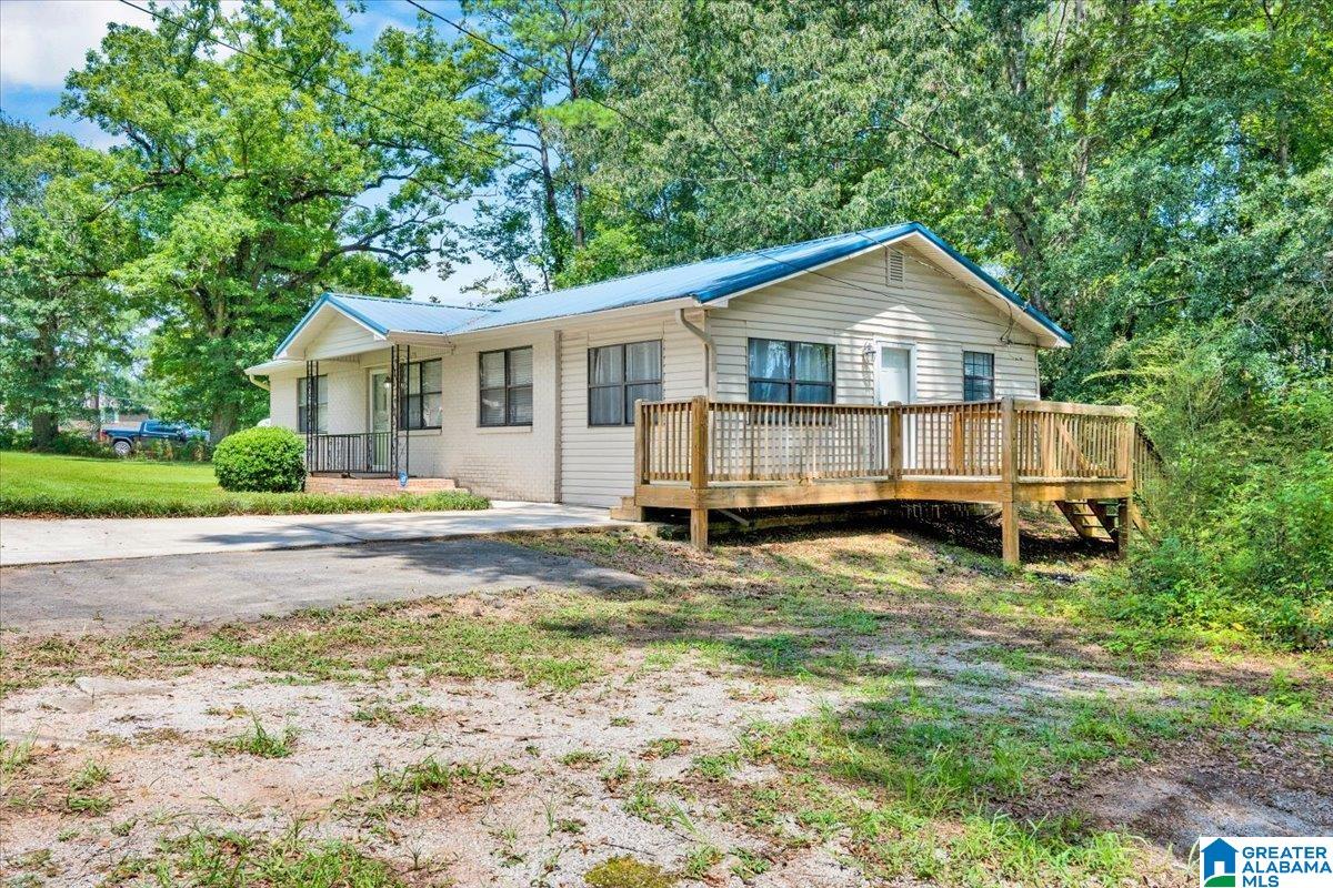 Photo 3 of Sale Pending at 678 Flint Hl Rd, Bessemer, AL 35022 | MLS# 21462112 | Listing updated on 2026-08-25