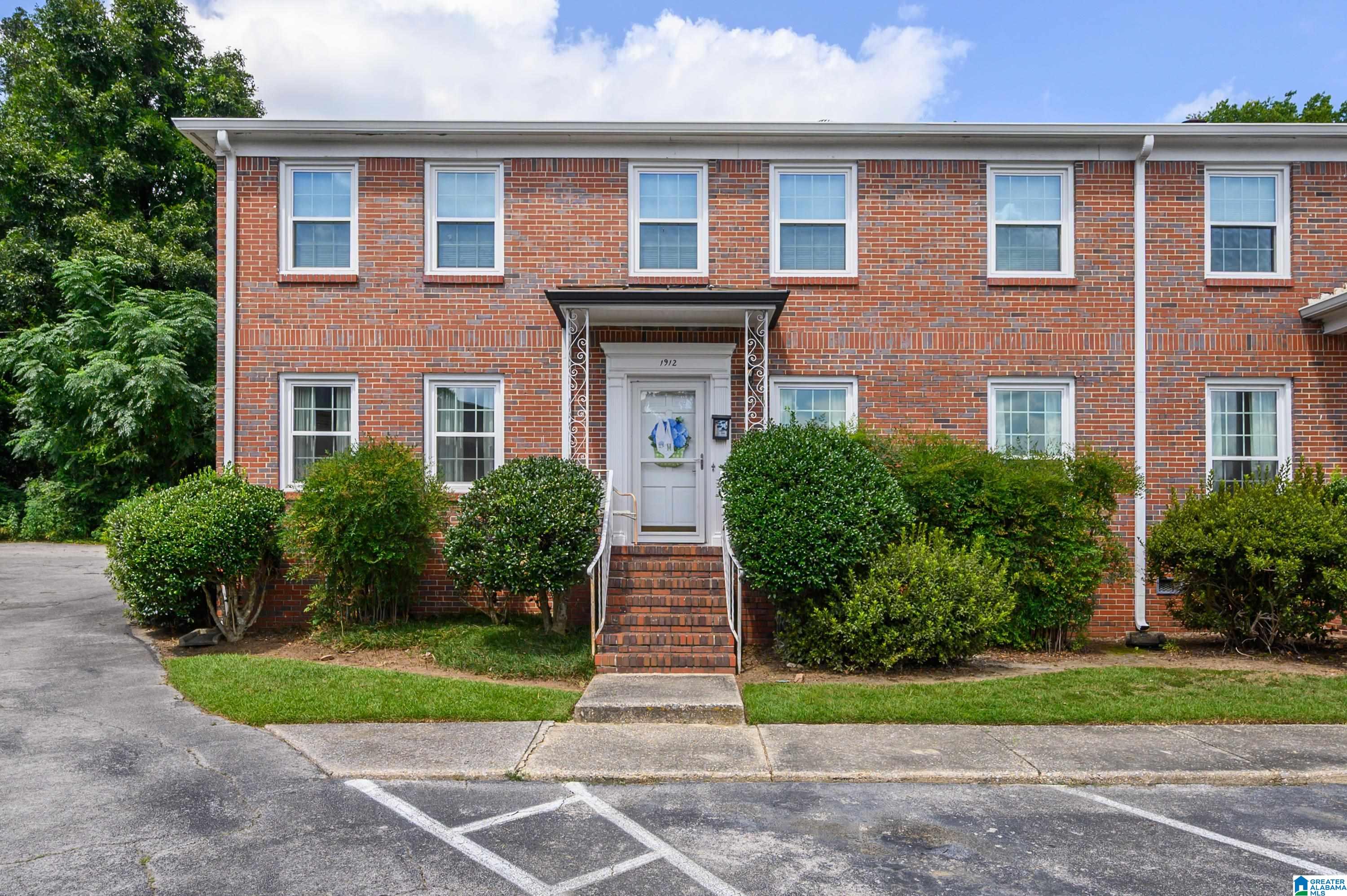 1st image of 1912 Laurel Road #1912, Vestavia Hills, AL 35216 | MLS# 21462130