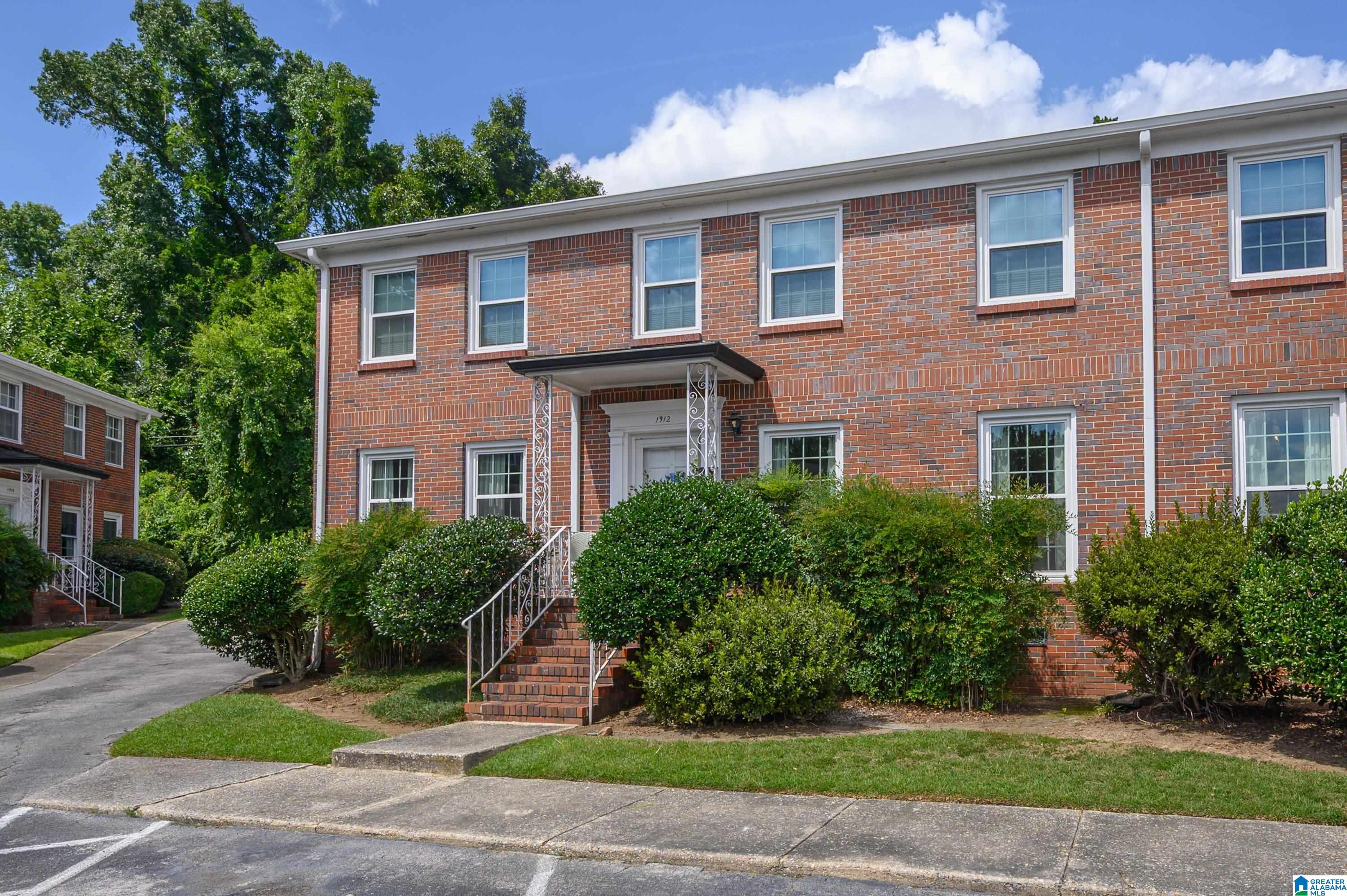 2nd image of 1912 Laurel Road #1912, Vestavia Hills, AL 35216 | MLS# 21462130