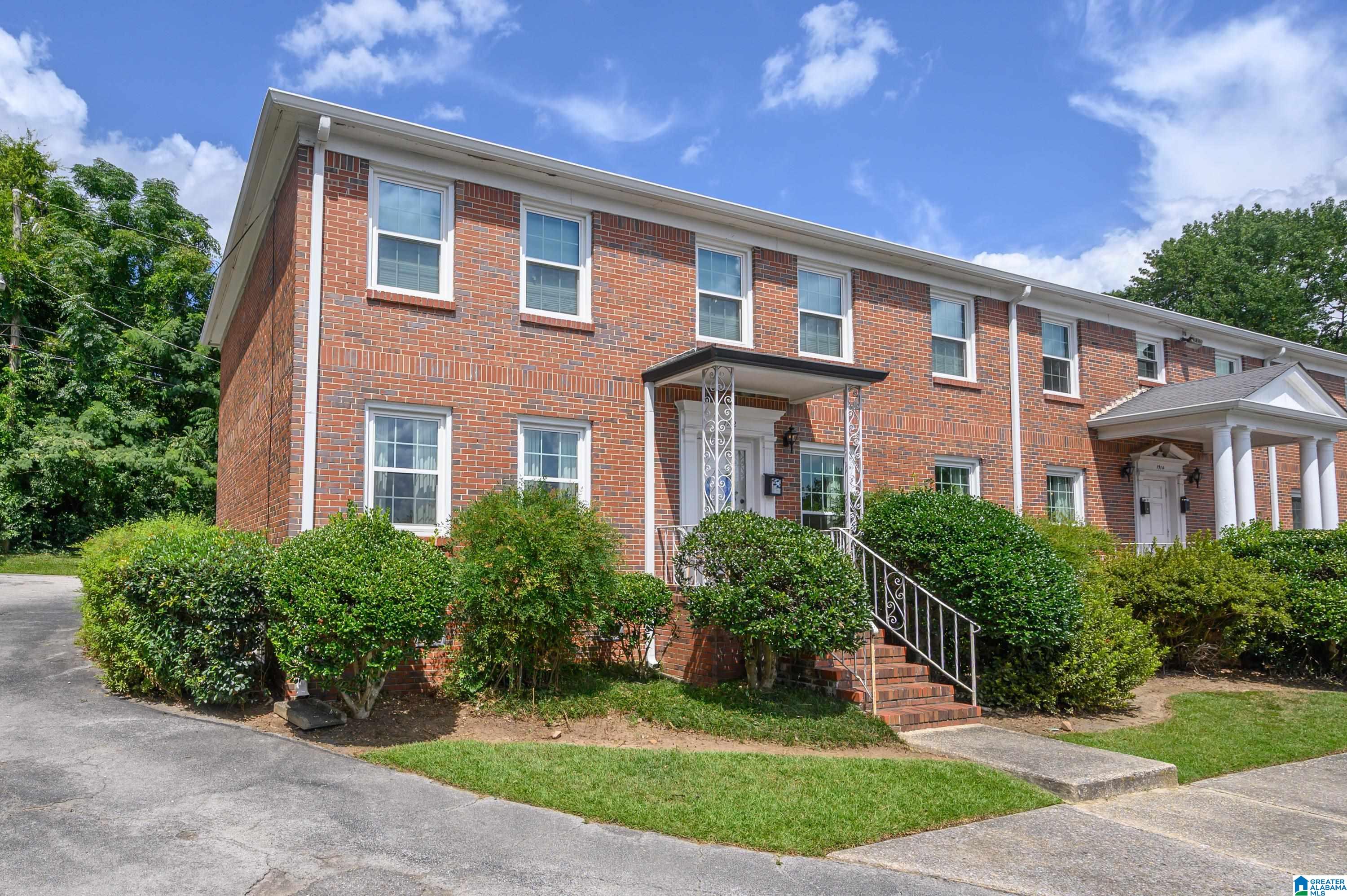 3rd image of 1912 Laurel Road #1912, Vestavia Hills, AL 35216 | MLS# 21462130