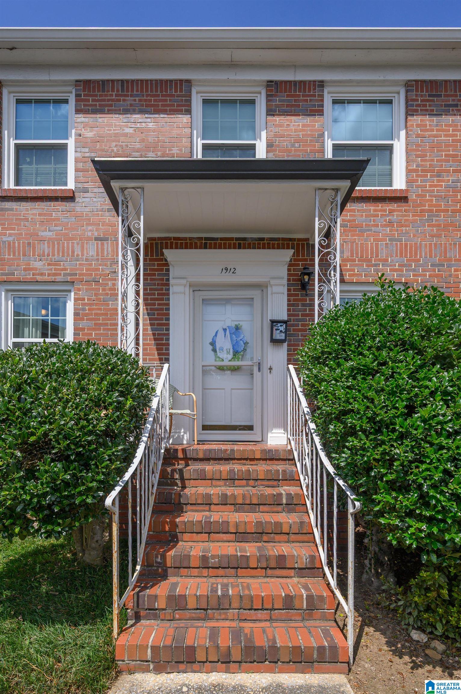 4th image of 1912 Laurel Road #1912, Vestavia Hills, AL 35216 | MLS# 21462130