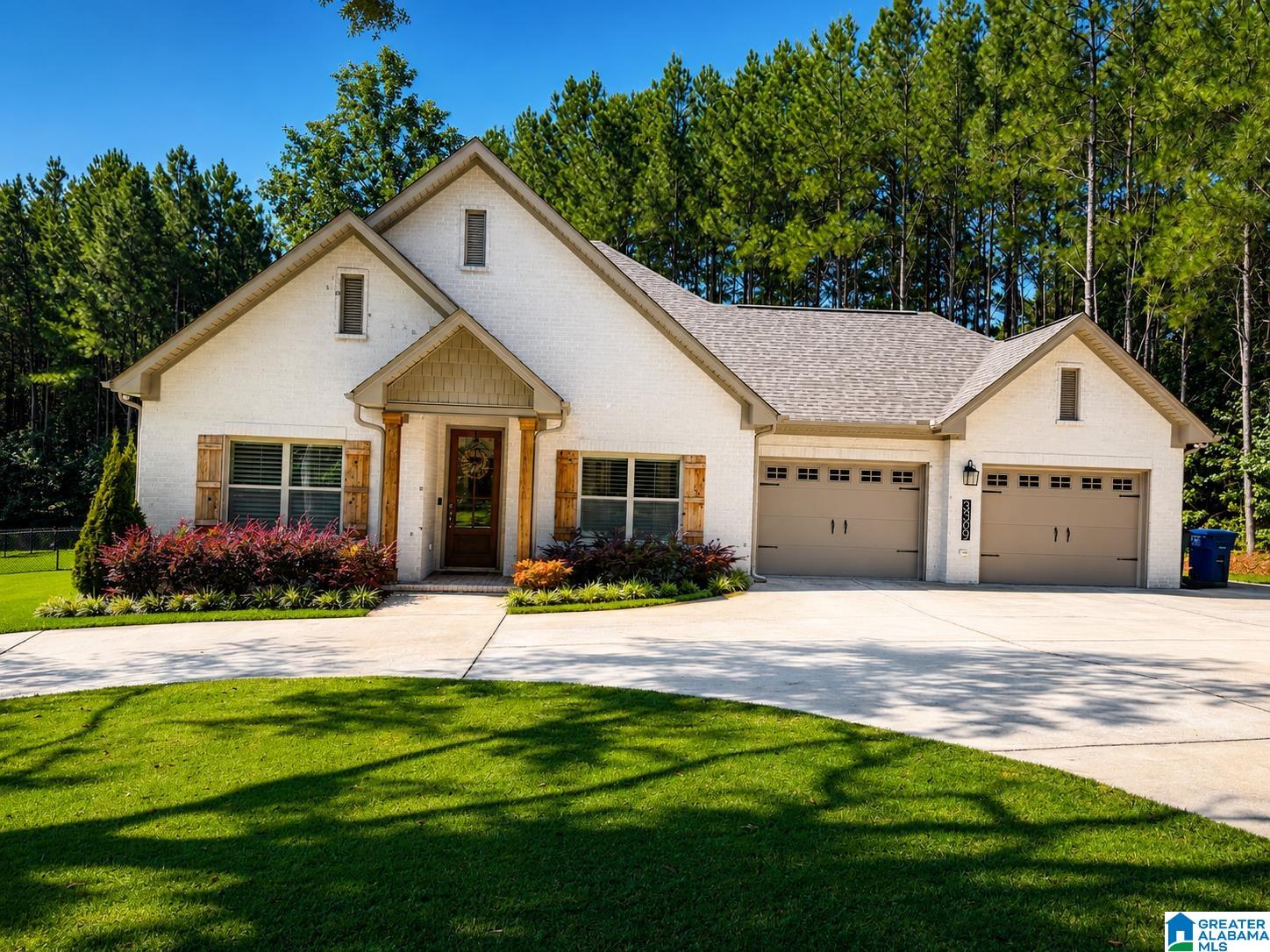 Photo 1 of Single family home for sale at 3309 Robert Lee Rd, Trussville, AL 35173 | MLS# 21462223 | Listing updated on 2026-09-12