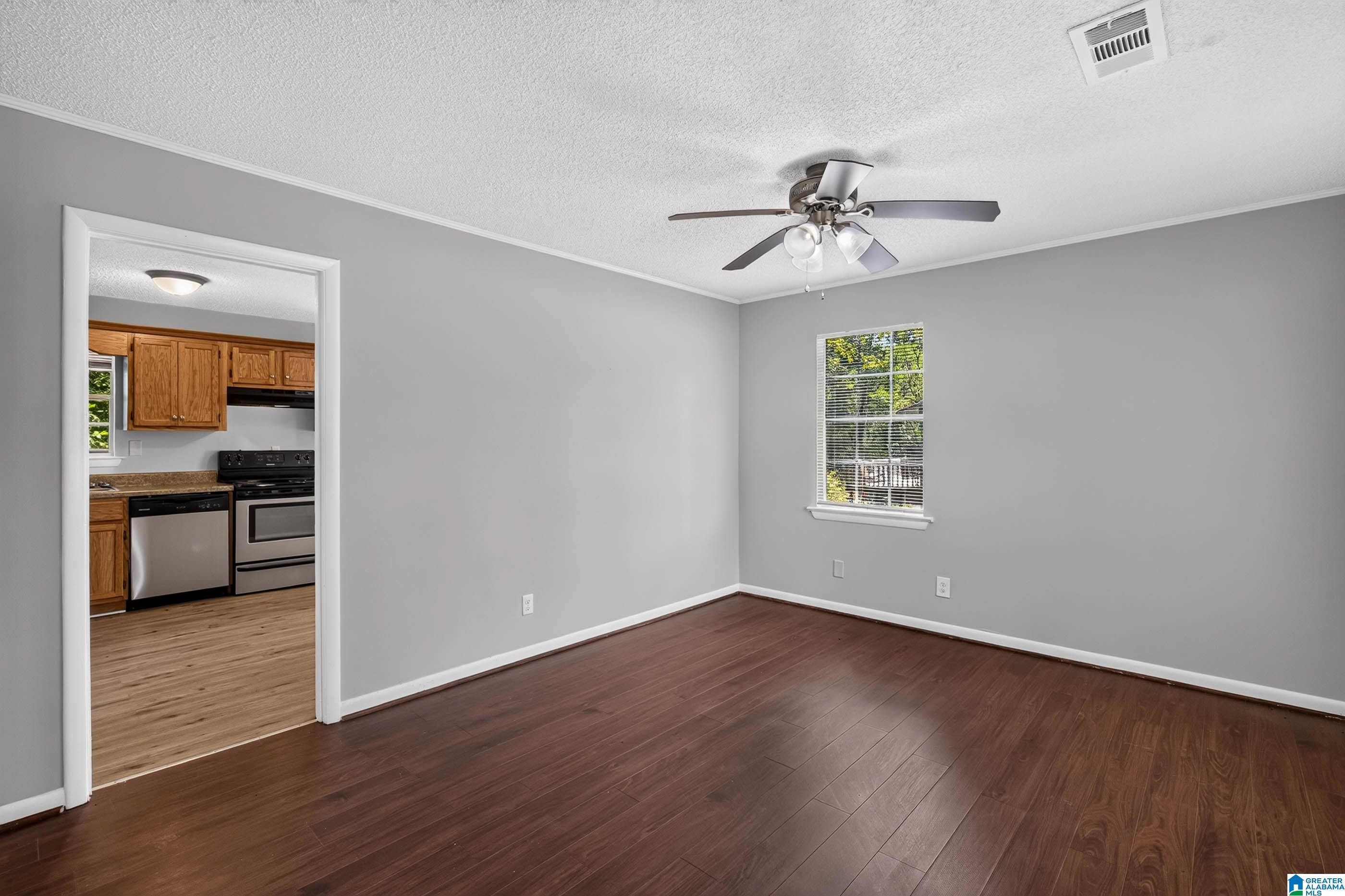 Photo 1 of Sale Pending at 1013 Sandybrook Cir, Birmingham, AL 35214 | MLS# 21462238 | Listing updated on 2026-08-19