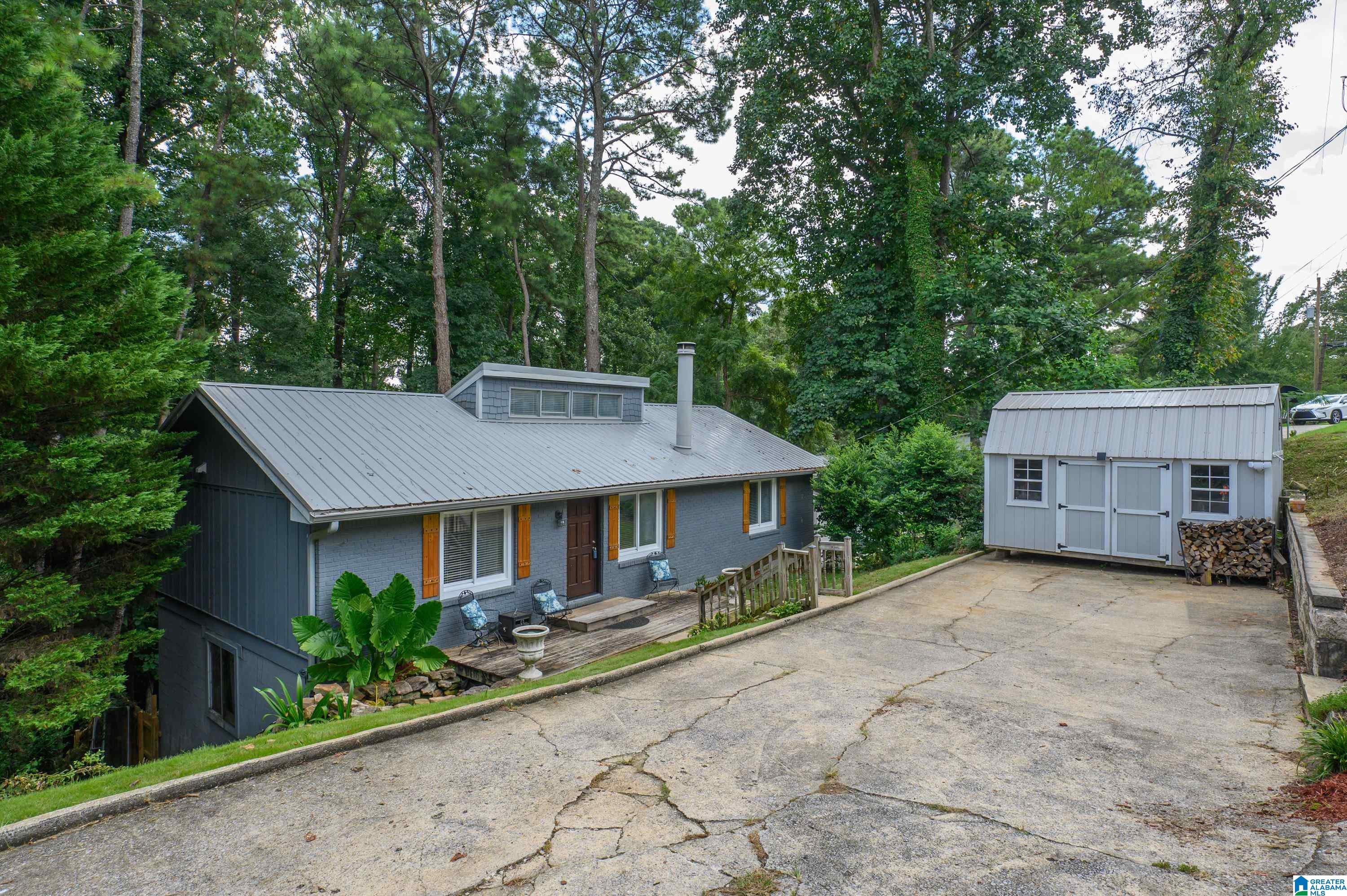 2177 MYRTLEWOOD DRIVE