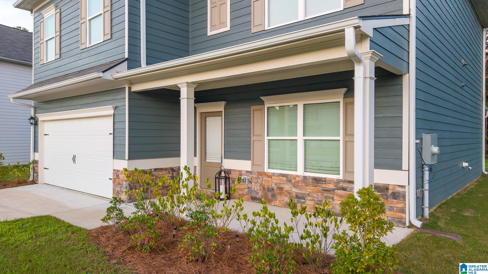 Photo 3 of Single family home for sale at 560 Ridge Cir, Odenville, AL 35120 | MLS# 21462260 | Listing updated on 2026-08-15