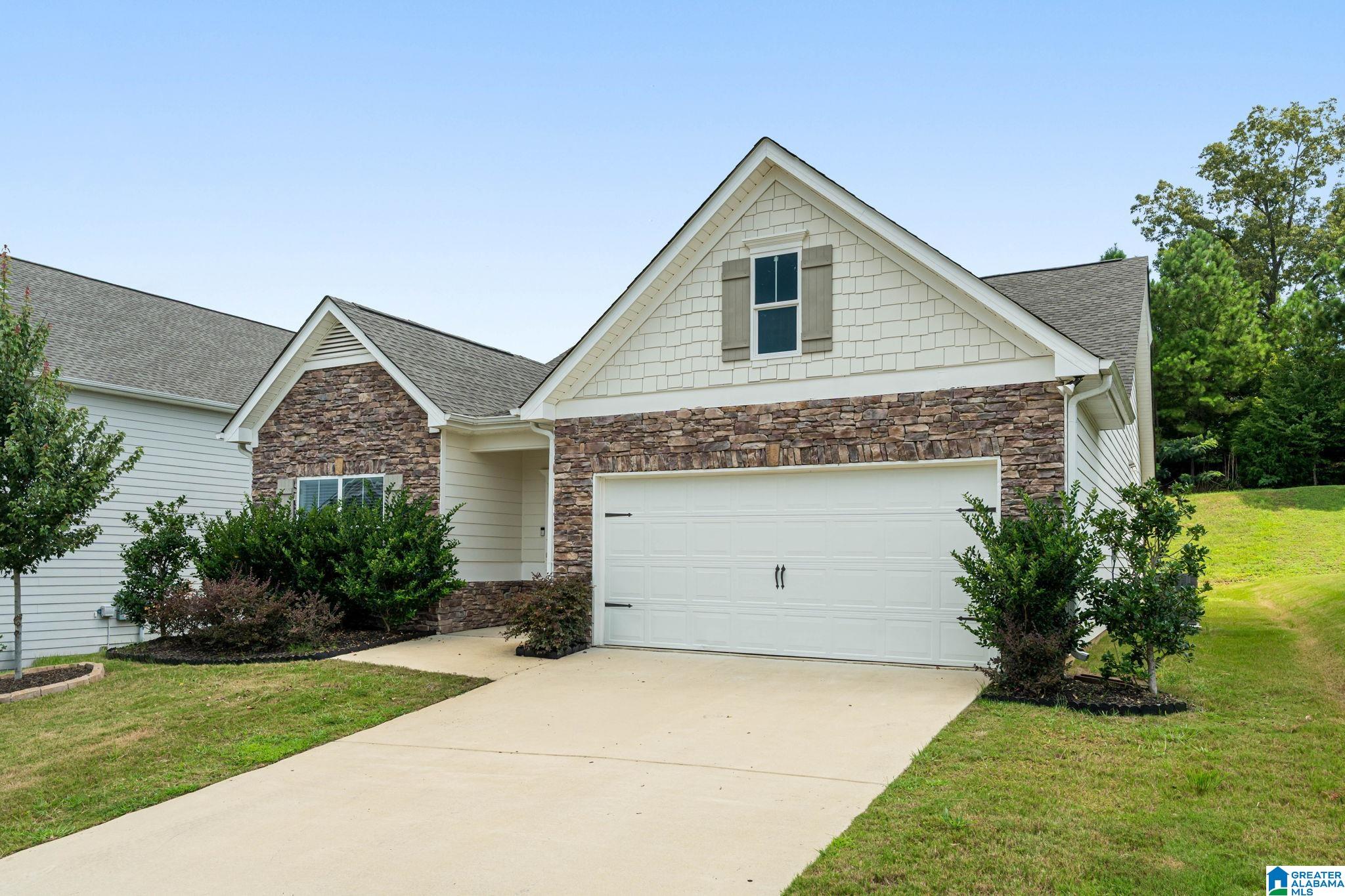 Photo 3 of Single family home for sale at 9040 Meeting St, Pell City, AL 35128 | MLS# 21462272 | Listing updated on 2026-10-22