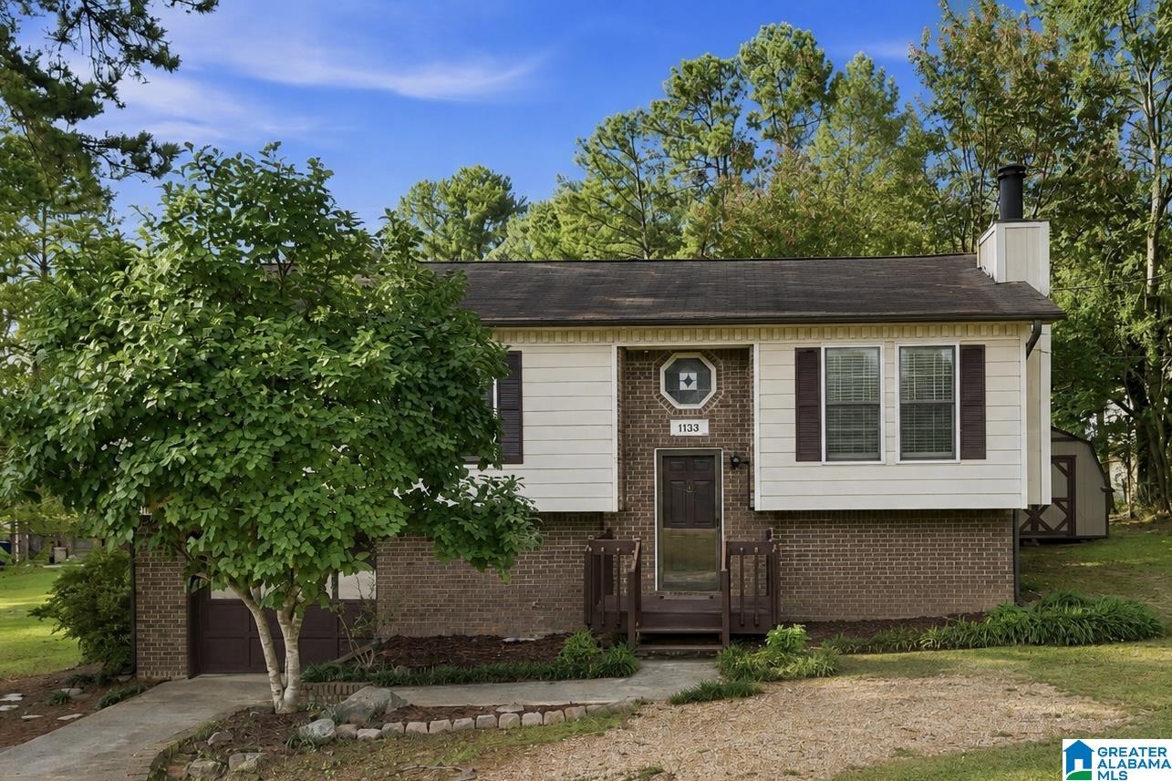 1st image of 1133 Thompson Road, Alabaster, AL 35007 | MLS# 21462276