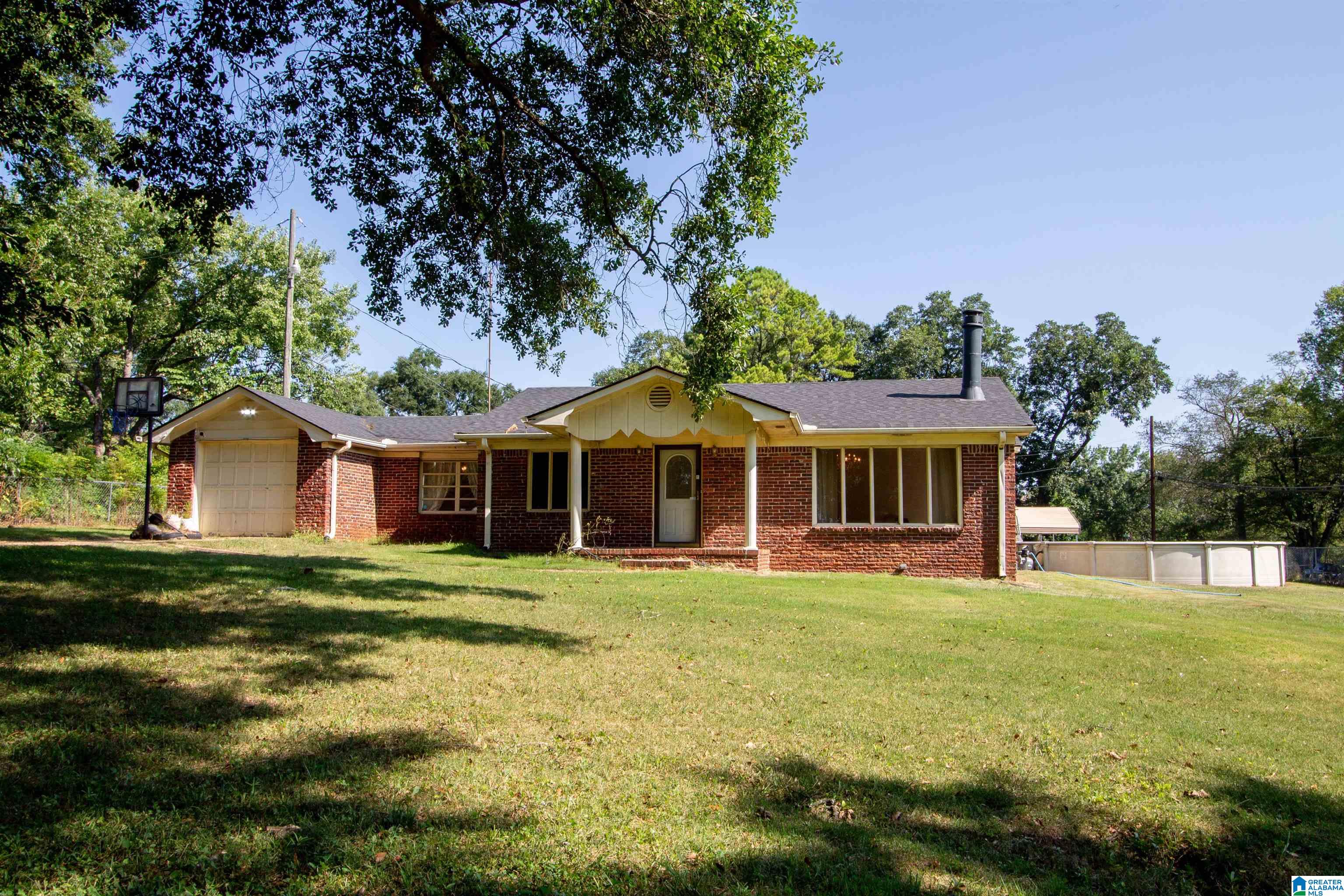 2nd image of 902 7th Avenue, Midfield, AL 35228 | MLS# 21462294