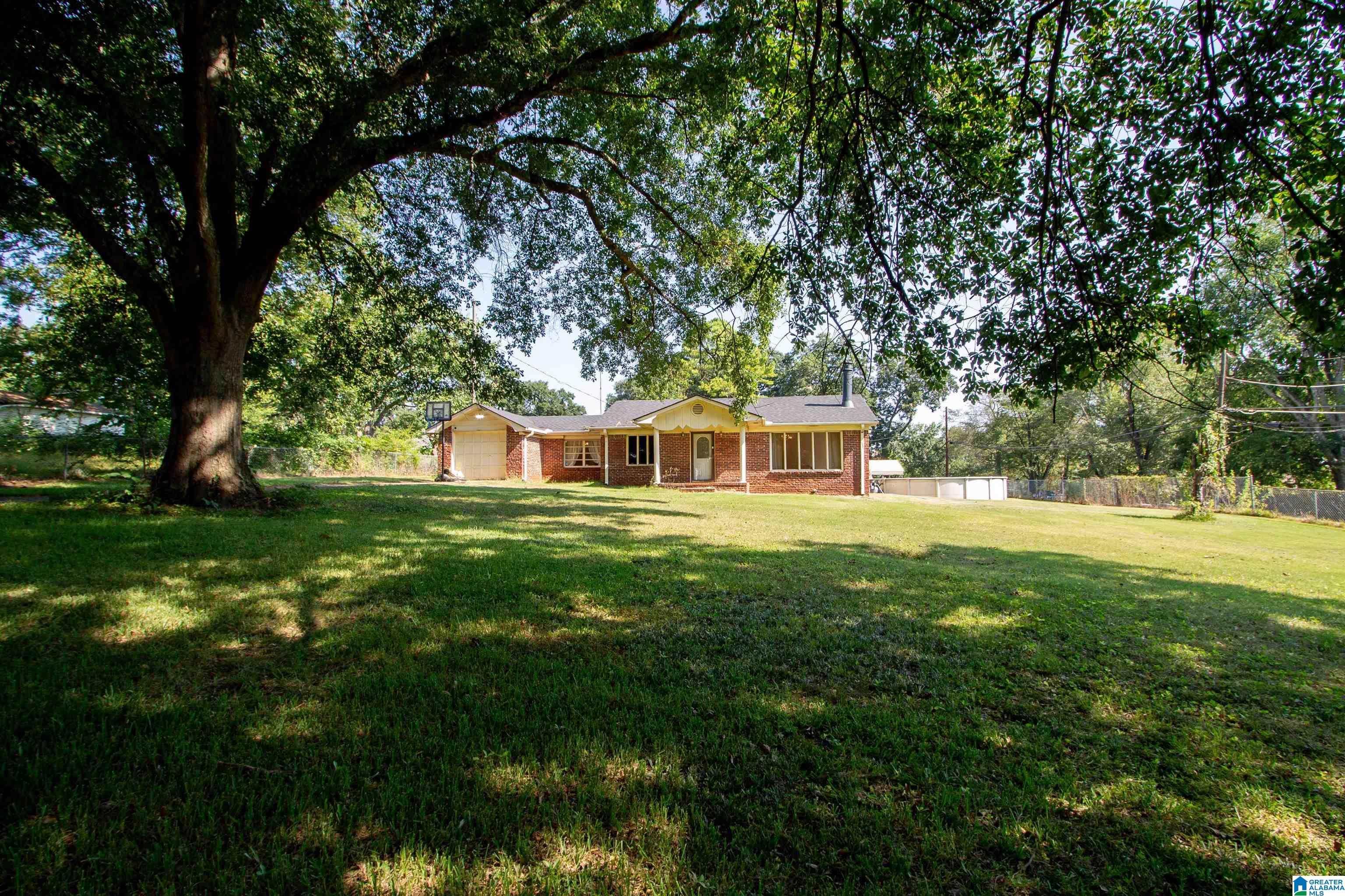 3rd image of 902 7Th Avenue, Midfield, AL 35228 | MLS# 21462294