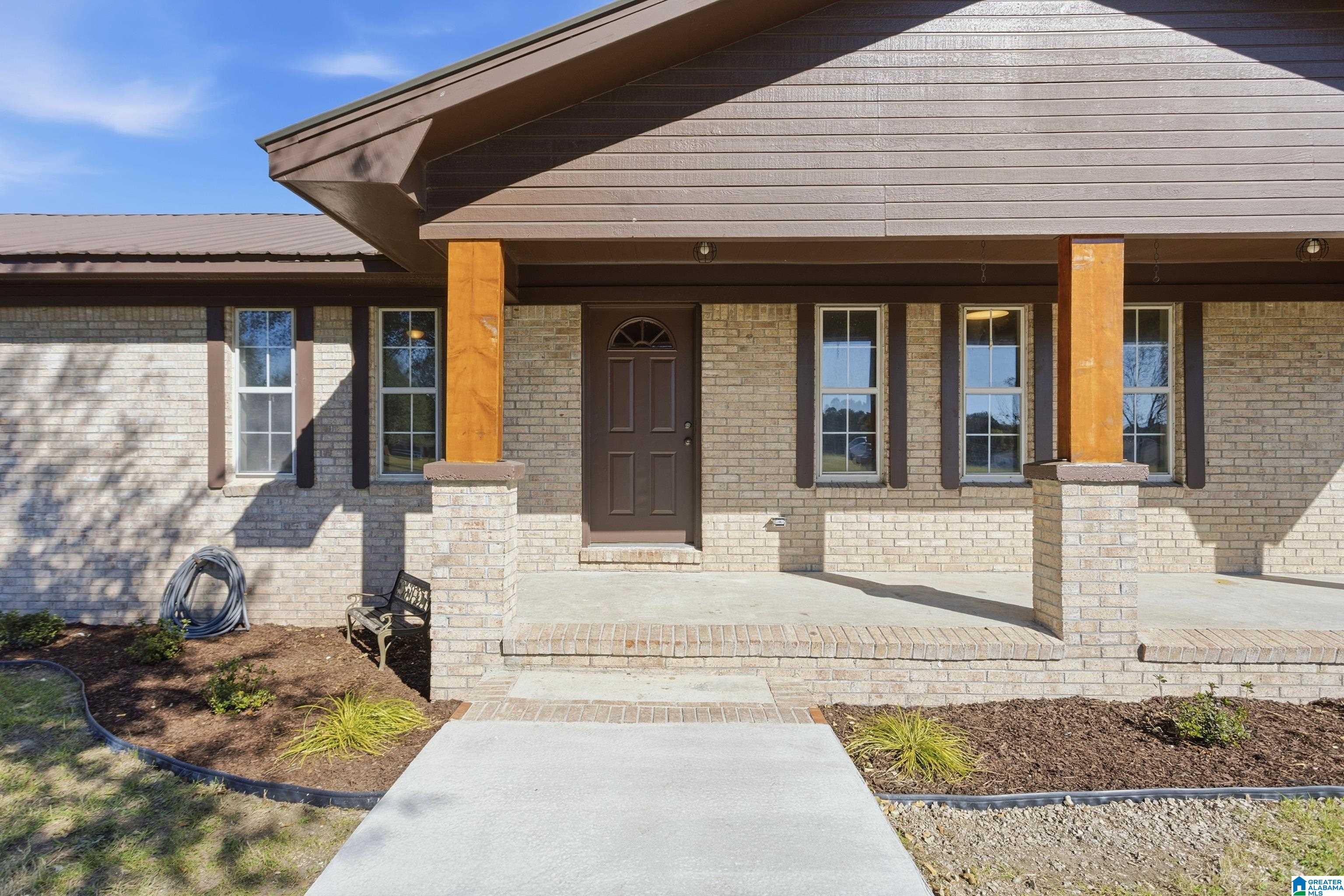 Photo 3 of Single family home for sale at 8967 Mosley Loop Rd, Morris, AL 35116 | MLS# 21462321 | Listing updated on 2026-10-20
