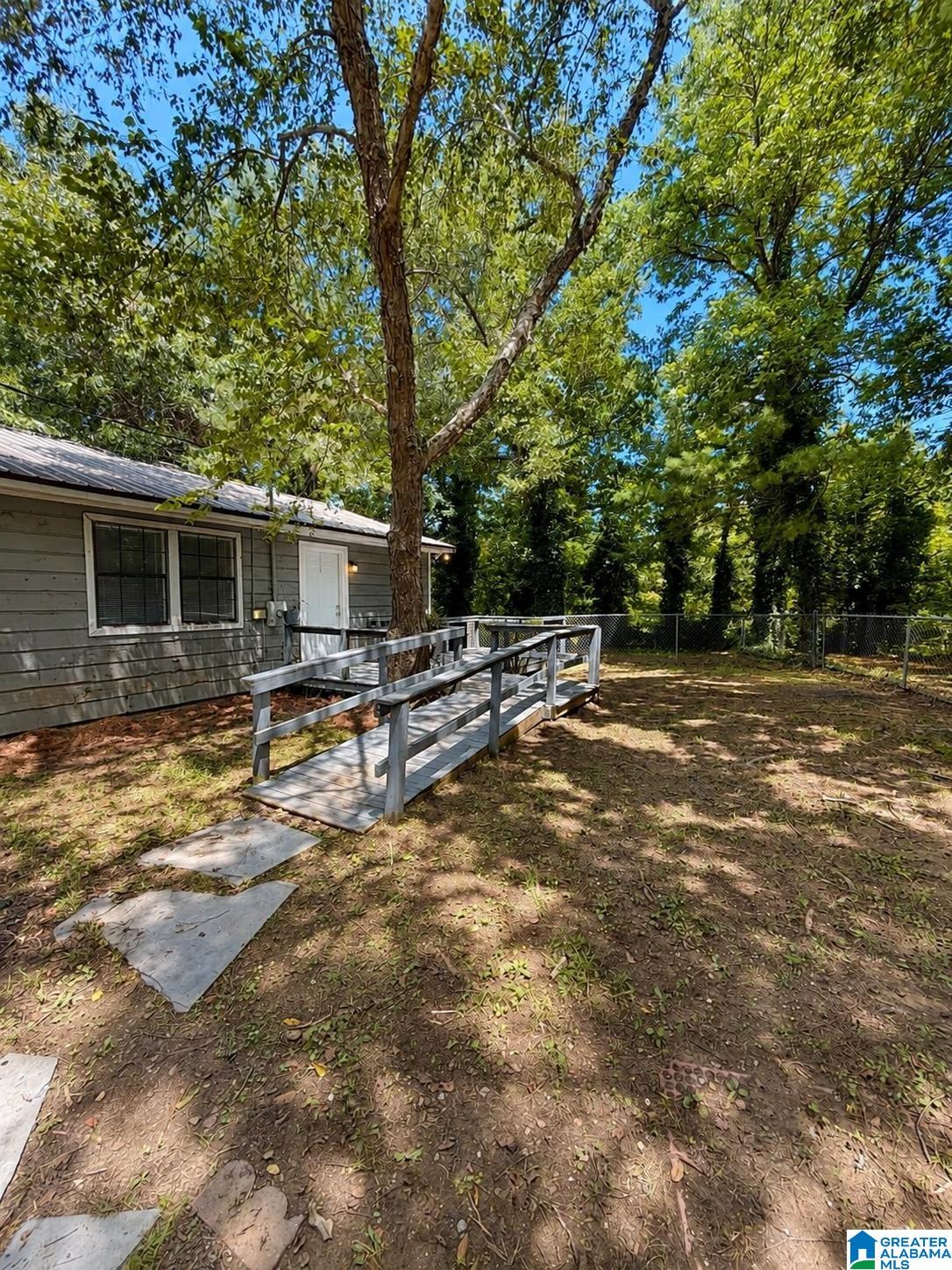 3rd image of 1120 Sardis Road, Gardendale, AL 35071 | MLS# 21462322