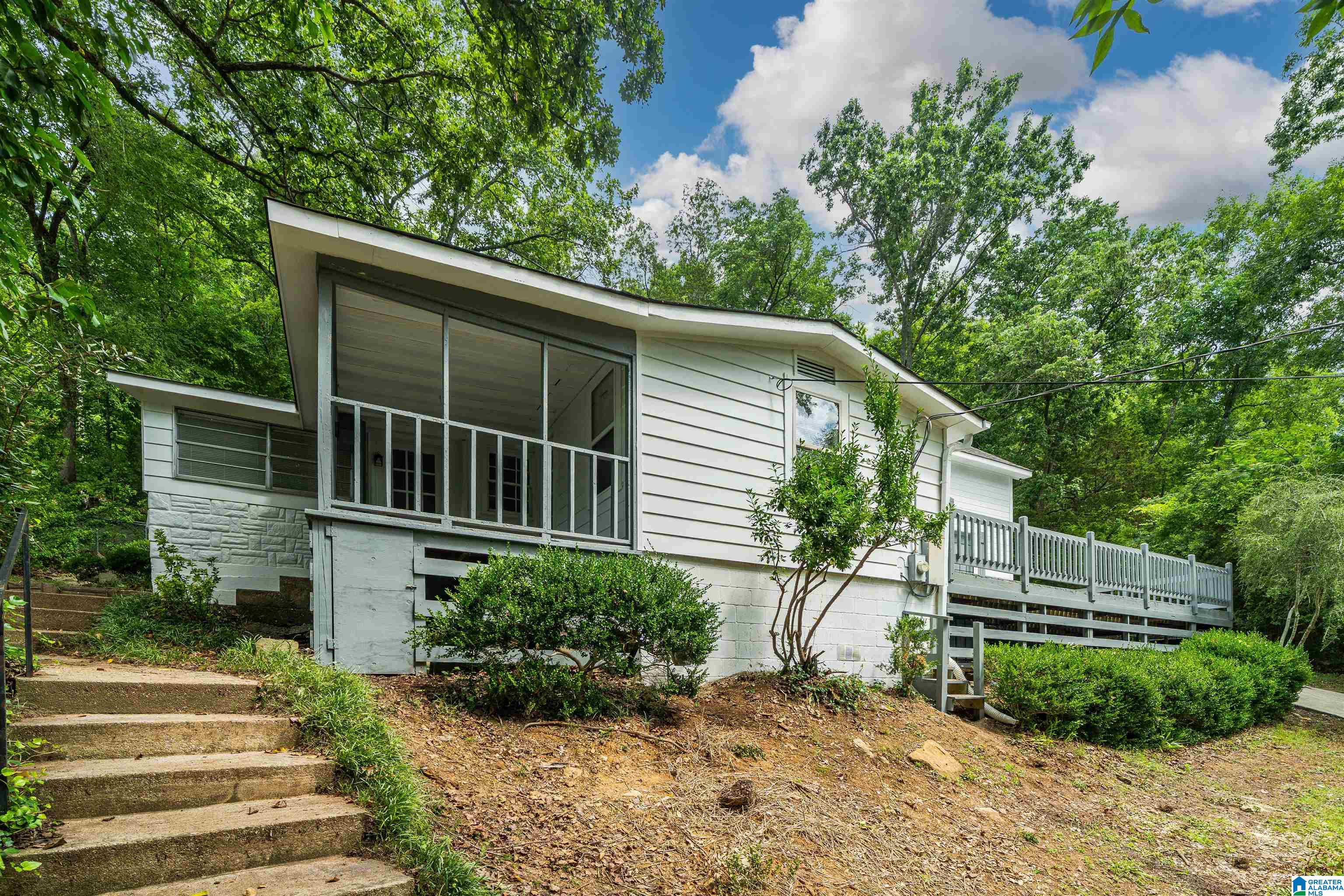 4th image of 512 7Th Avenue E, Oneonta, AL 35121 | MLS# 21462323