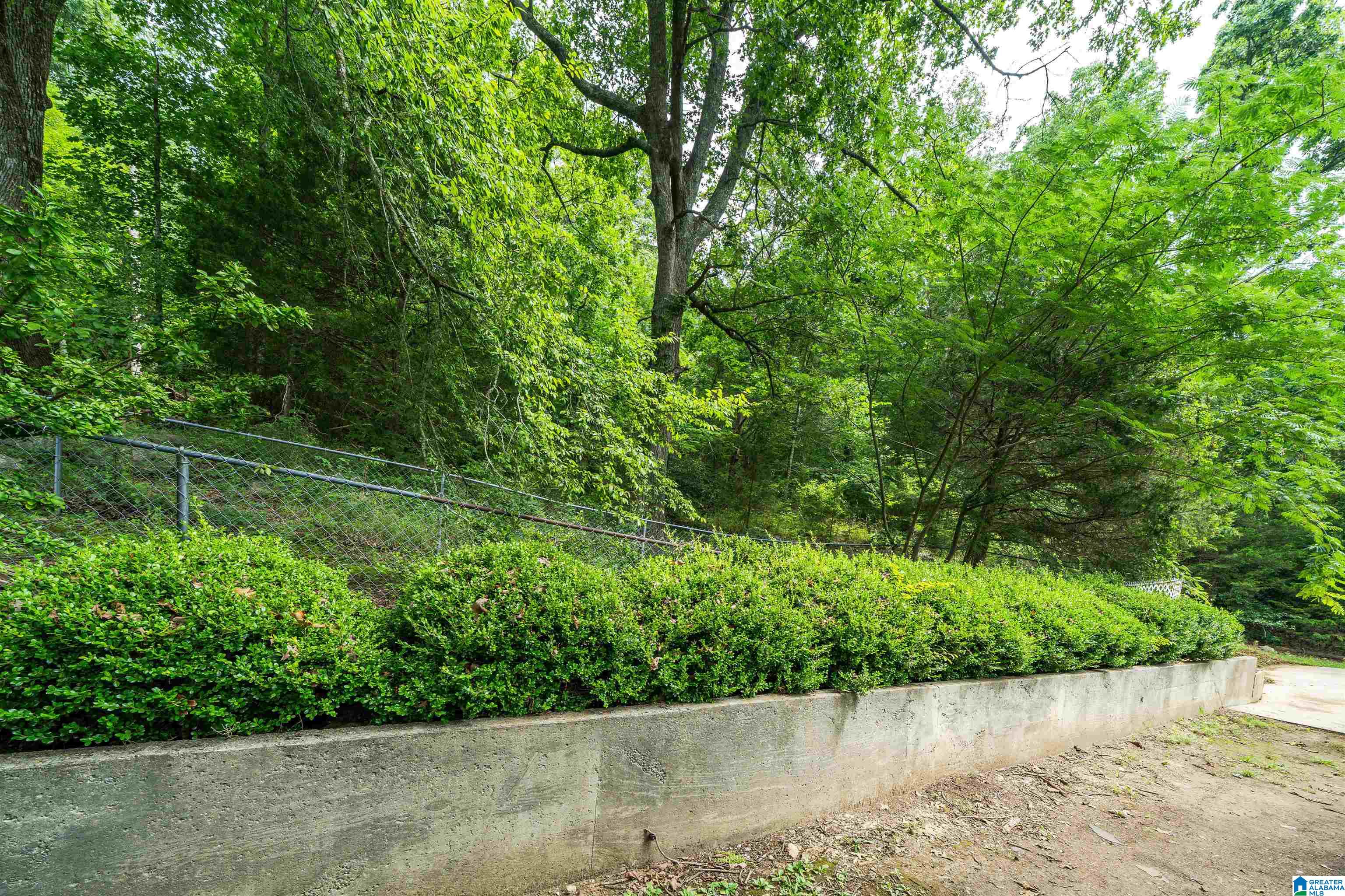 5th image of 512 7Th Avenue E, Oneonta, AL 35121 | MLS# 21462323
