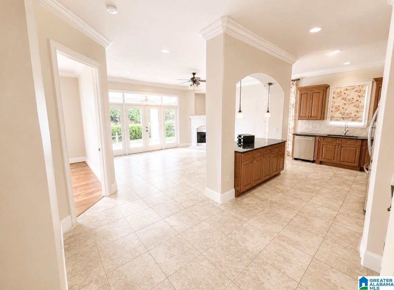 Photo 3 of Single family home for sale at 637 Trumpet Cir, Hoover, AL 35226 | MLS# 21462330 | Listing updated on 2026-09-14