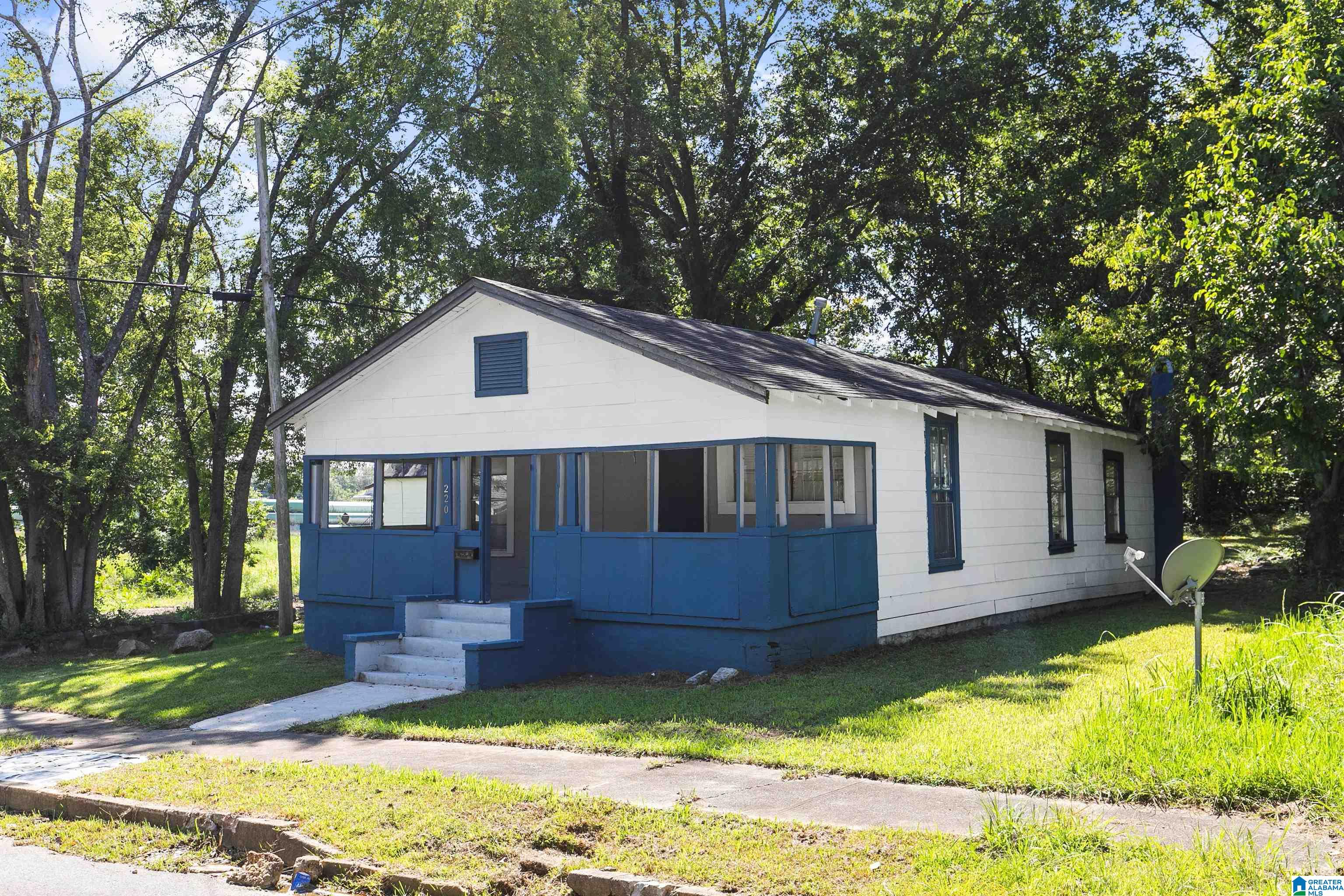 Photo 3 of Single family home for sale at 220 Ave Z, Birmingham, AL 35214 | MLS# 21462333 | Listing updated on 2026-08-18
