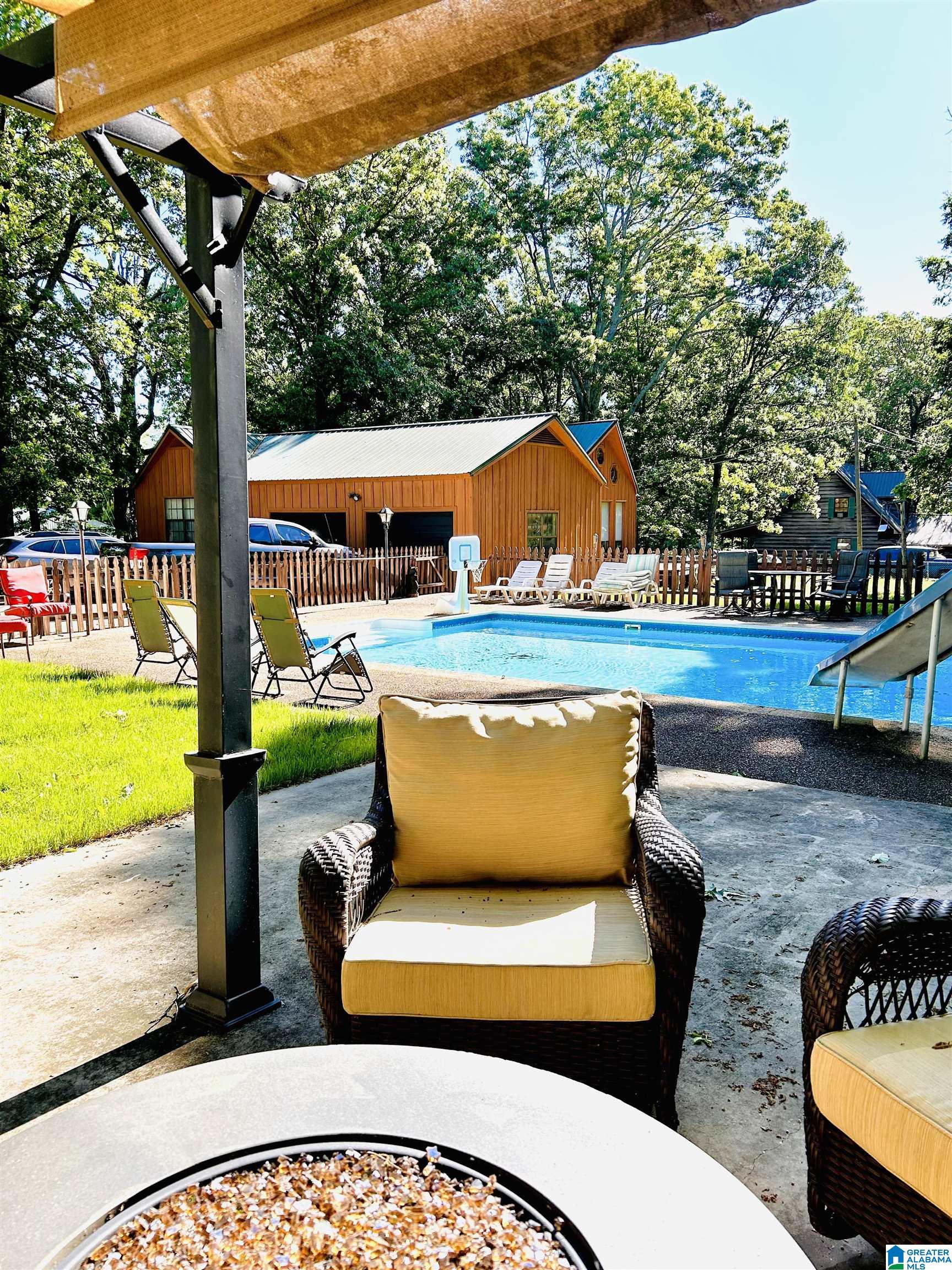 Photo 5 of Single family home for sale at 183 Lasater Rd, Laceys Spring, AL 35754 | MLS# 21462366 | Listing updated on 2026-08-24