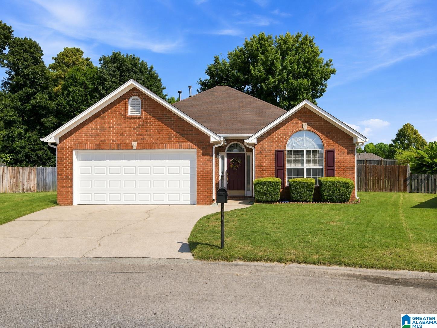 Photo 1 of Single family home for sale at 166 Hickory Point Dr, Helena, AL 35080 | MLS# 21462367 | Listing updated on 2026-09-15