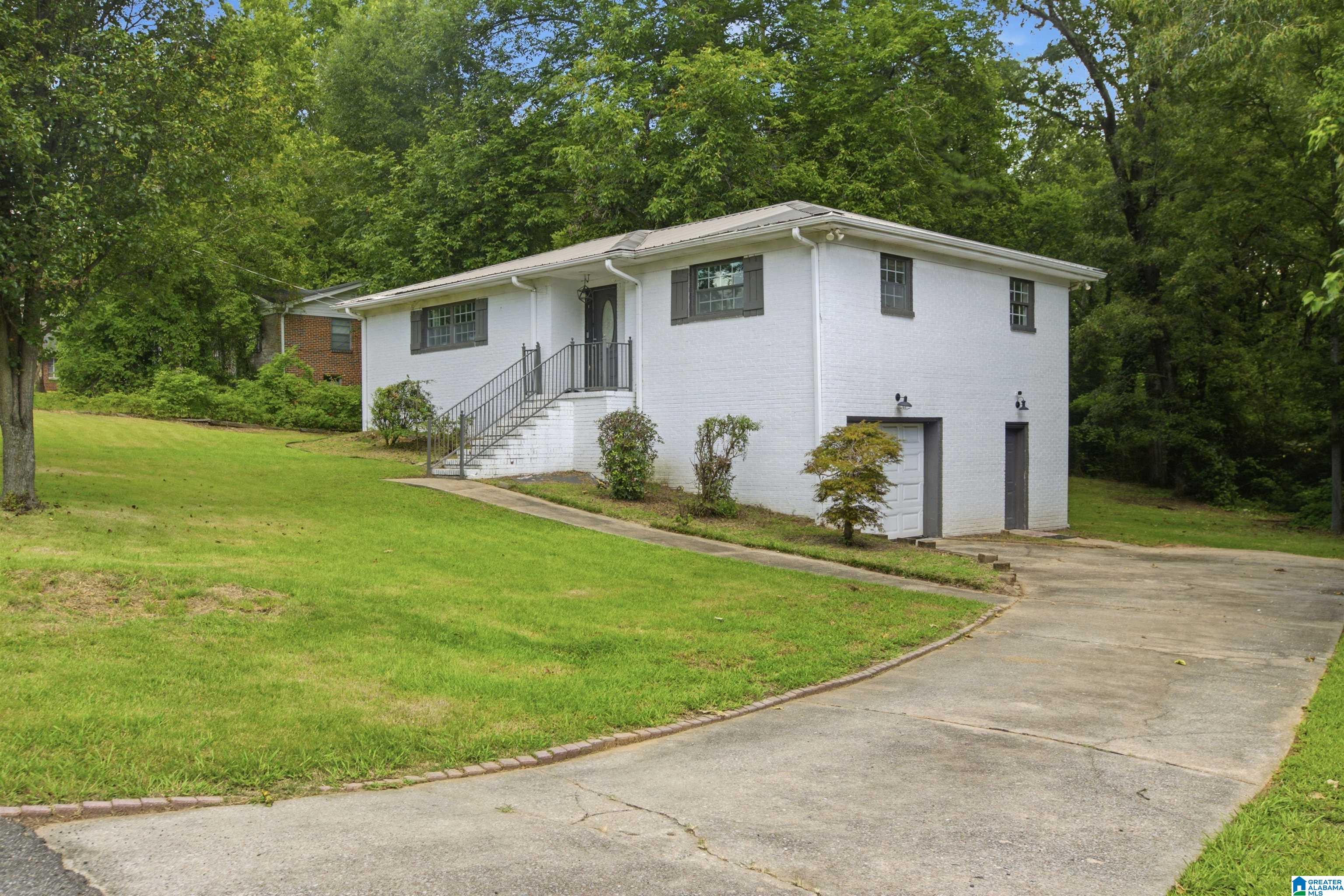 3rd image of 713 3Rd Terrace, Pleasant Grove, AL 35127 | MLS# 21462369