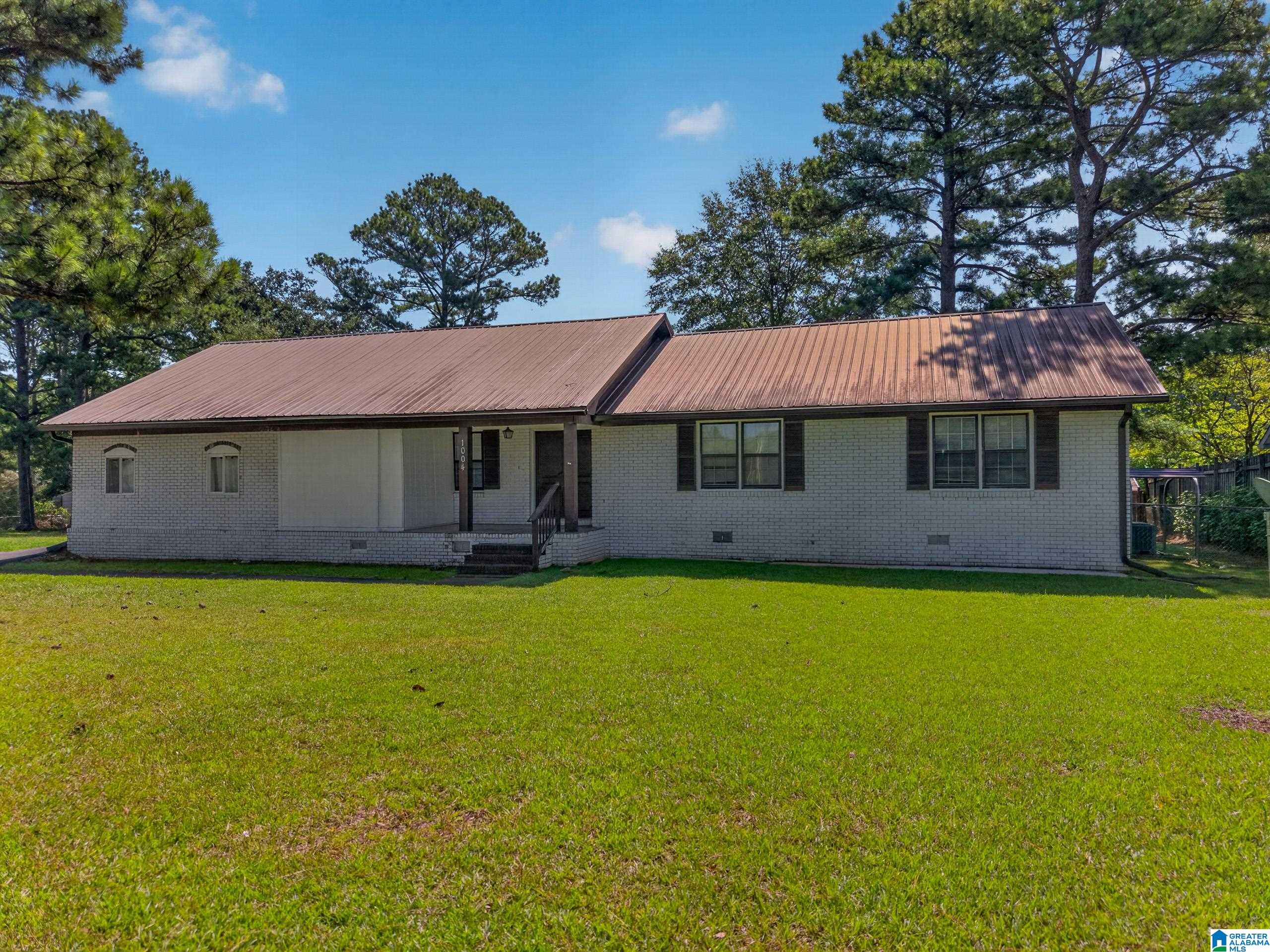 1st image of 1004 Alexandria Road Sw, Jacksonville, AL 36265 | MLS# 21462373