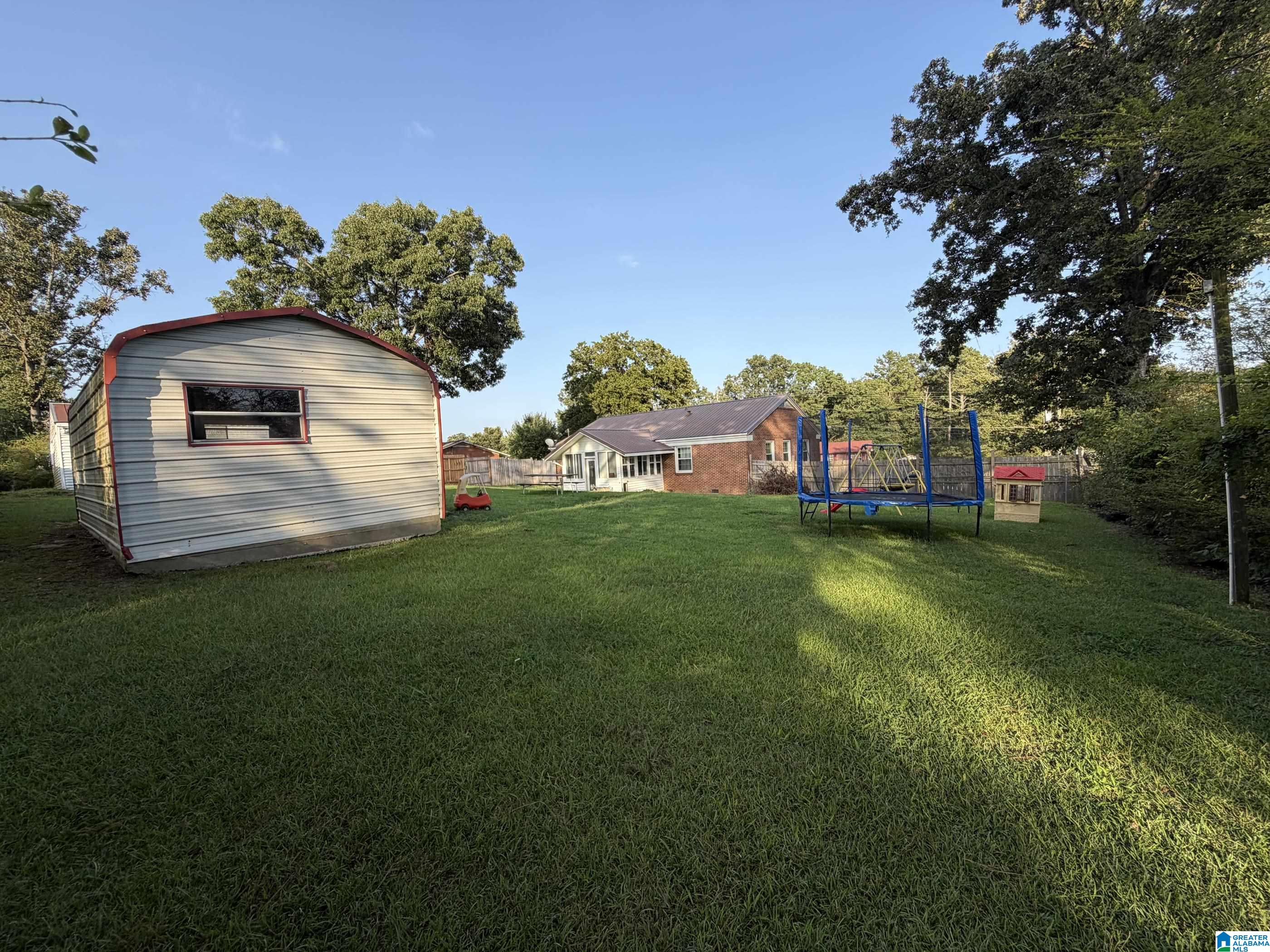 Photo 2 of Single family home for sale at 4914 Post Oak Rd, Anniston, AL 36206 | MLS# 21462387 | Listing updated on 2026-08-18