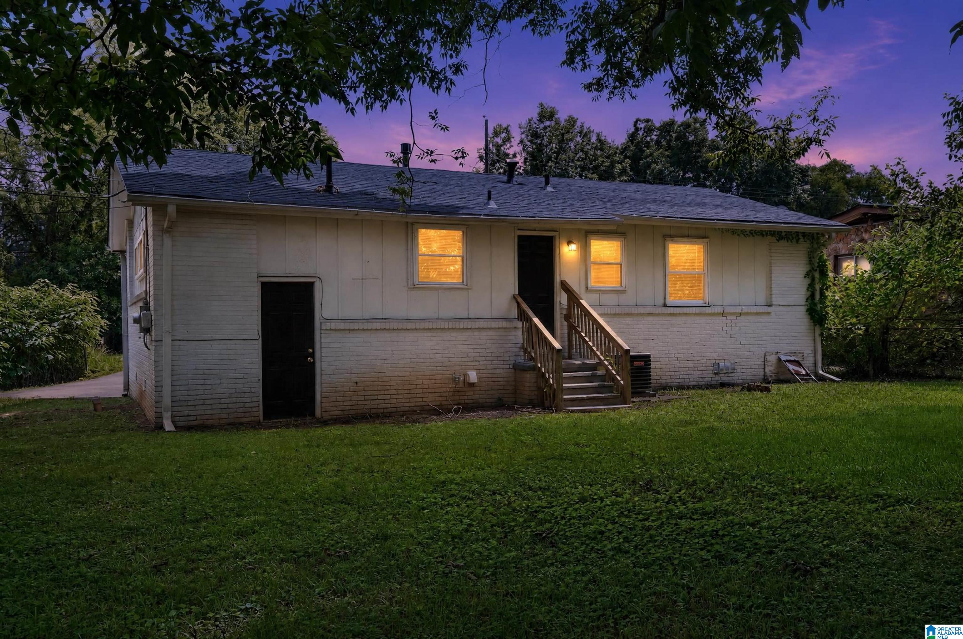 2nd image of 6604 Avenue N, Birmingham, AL 35228 | MLS# 21462434