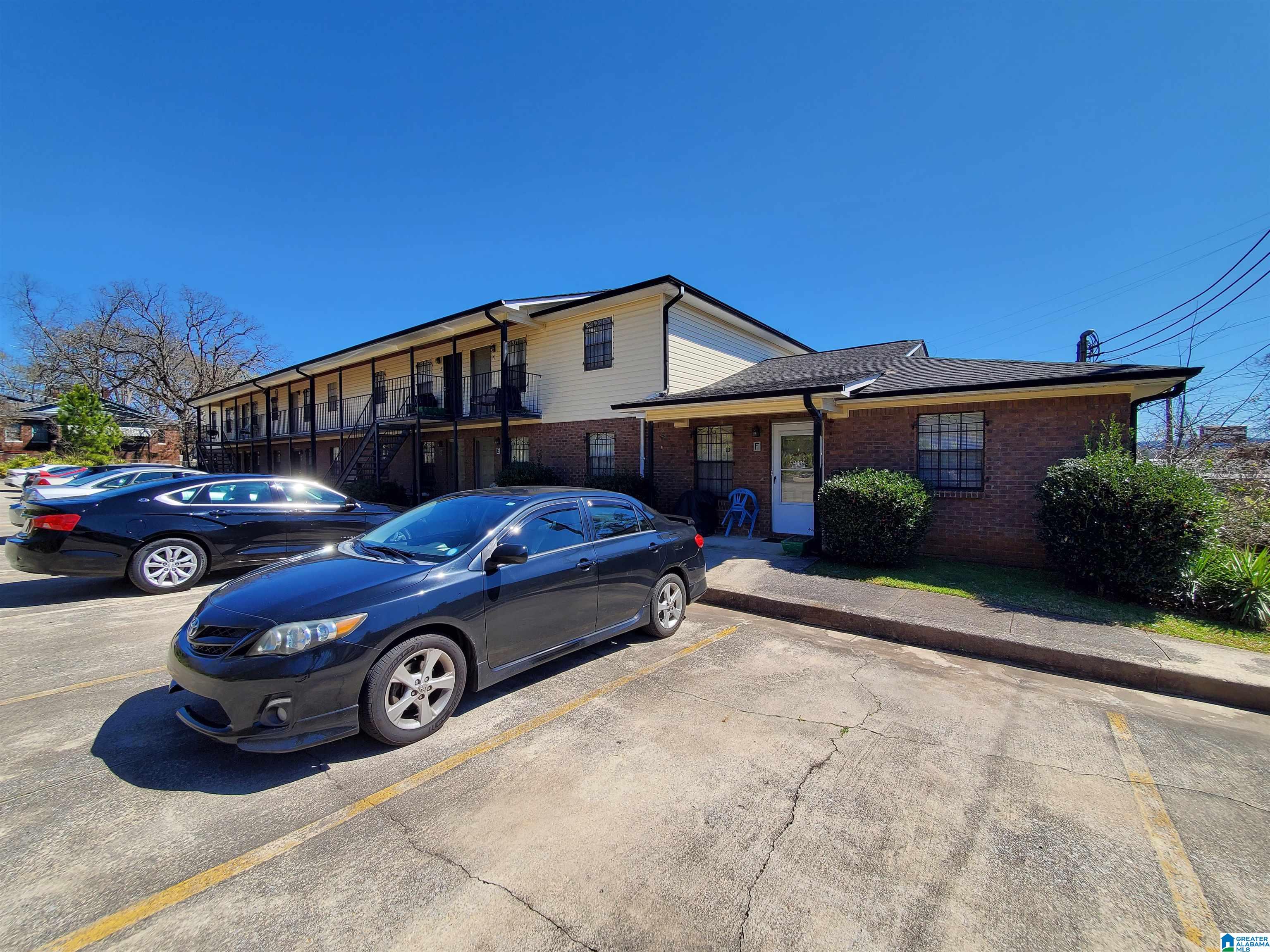 Photo 3 of Sale Pending at 3004 Avenue W, Birmingham, AL 35208 | MLS# 21462453 | Listing updated on 2026-09-11