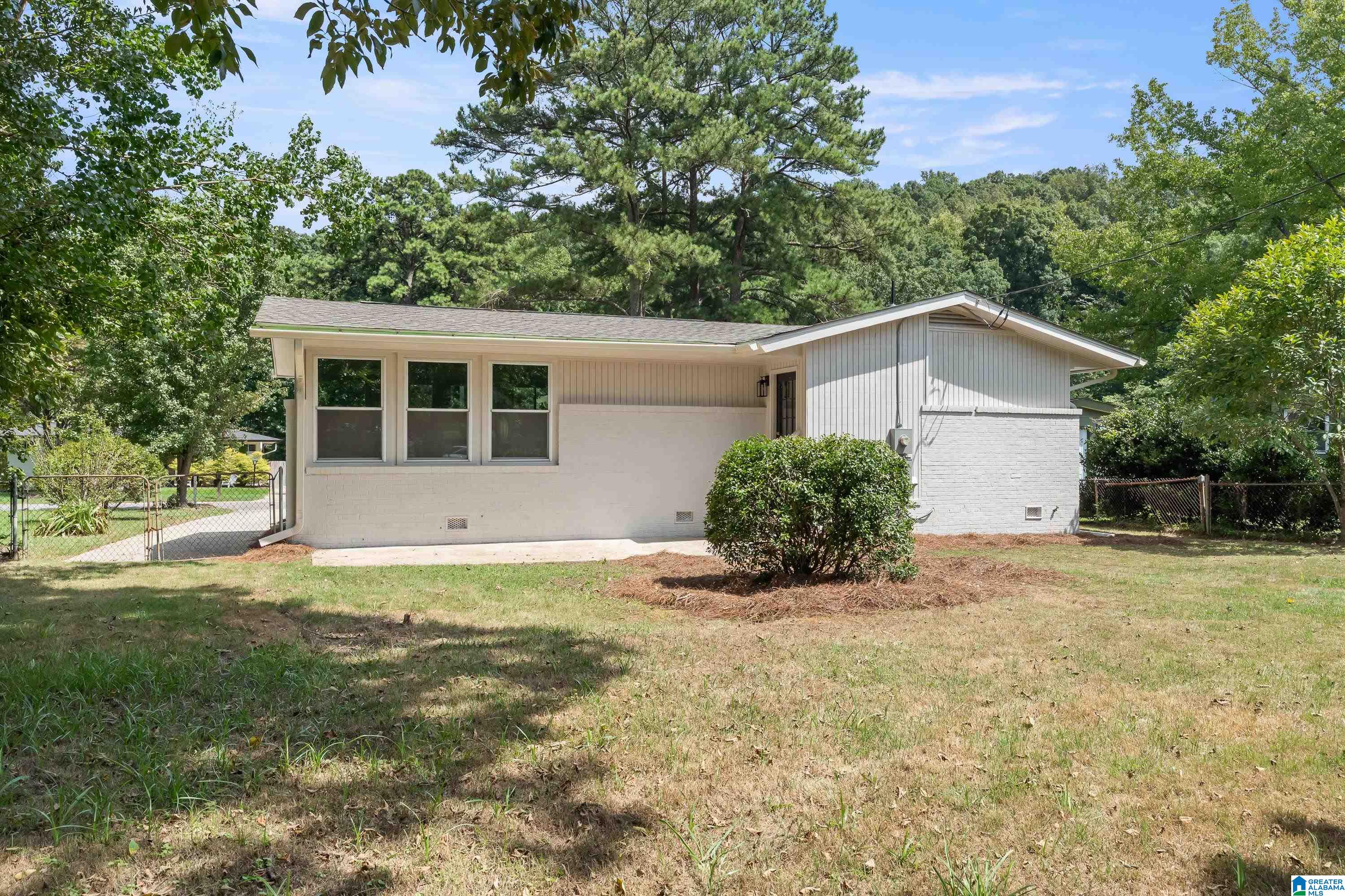 24th image of 208 Woodside Dr, Irondale, AL 35210 | MLS# 21462462