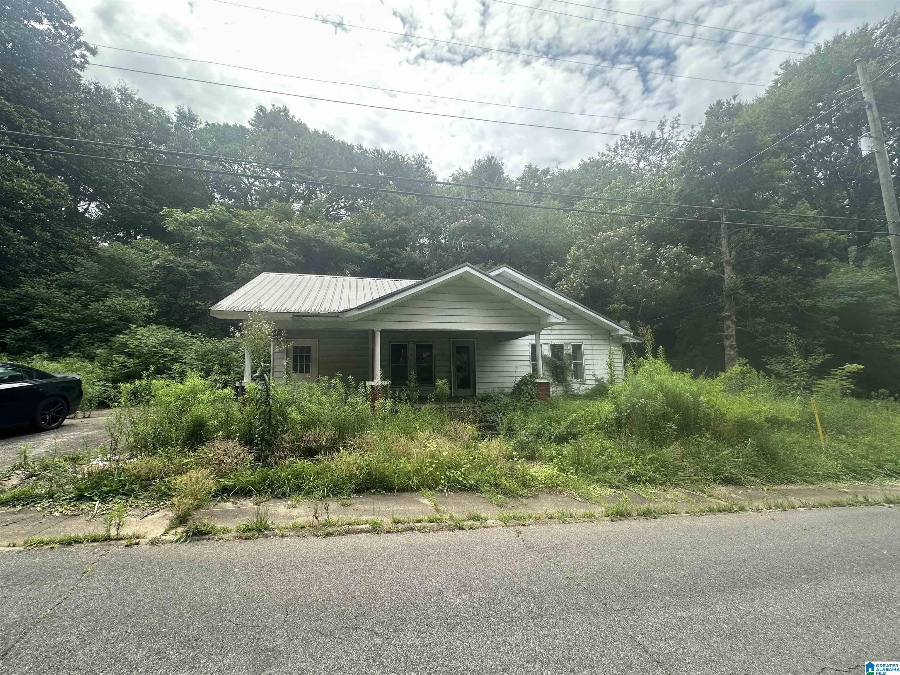 1st image of 275 Commerce Avenue, Dora, AL 35062 | MLS# 21462468