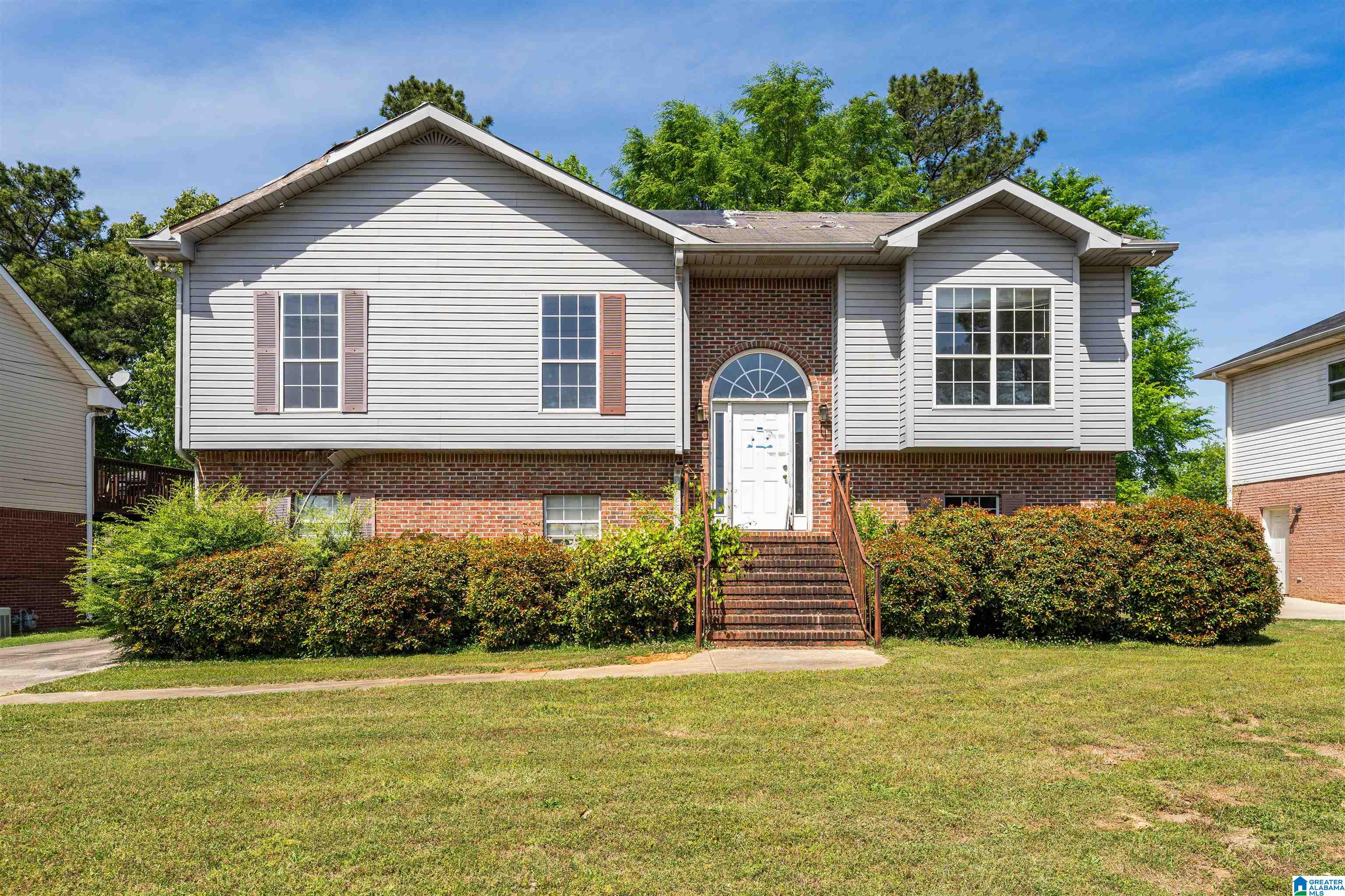 Photo 1 of Sale Pending at 429 Surrey Cir, Bessemer, AL 35022 | MLS# 21462489 | Listing updated on 2026-09-03