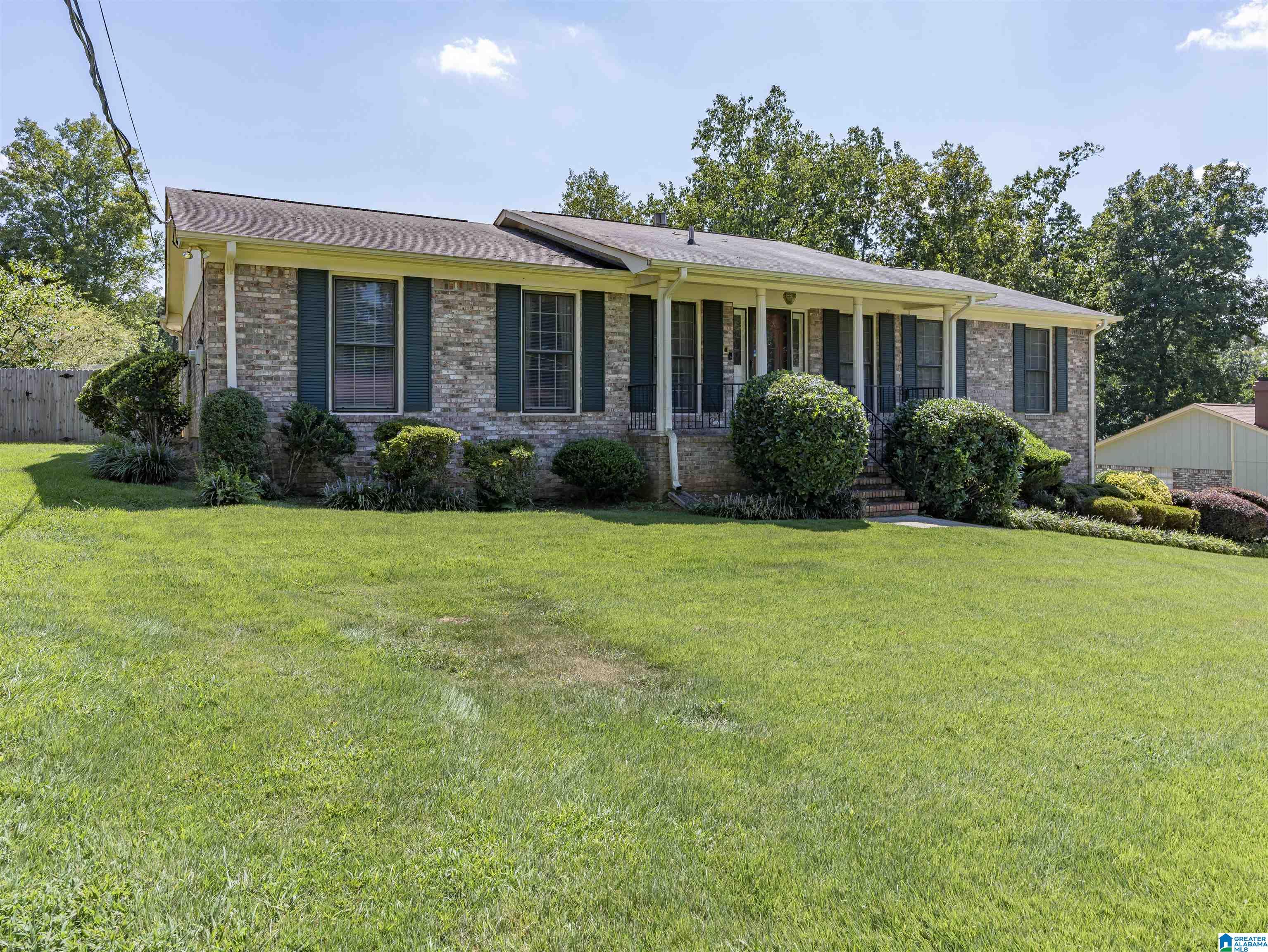2nd image of 1373 Winola Ln, Birmingham, AL 35235 | MLS# 21462508