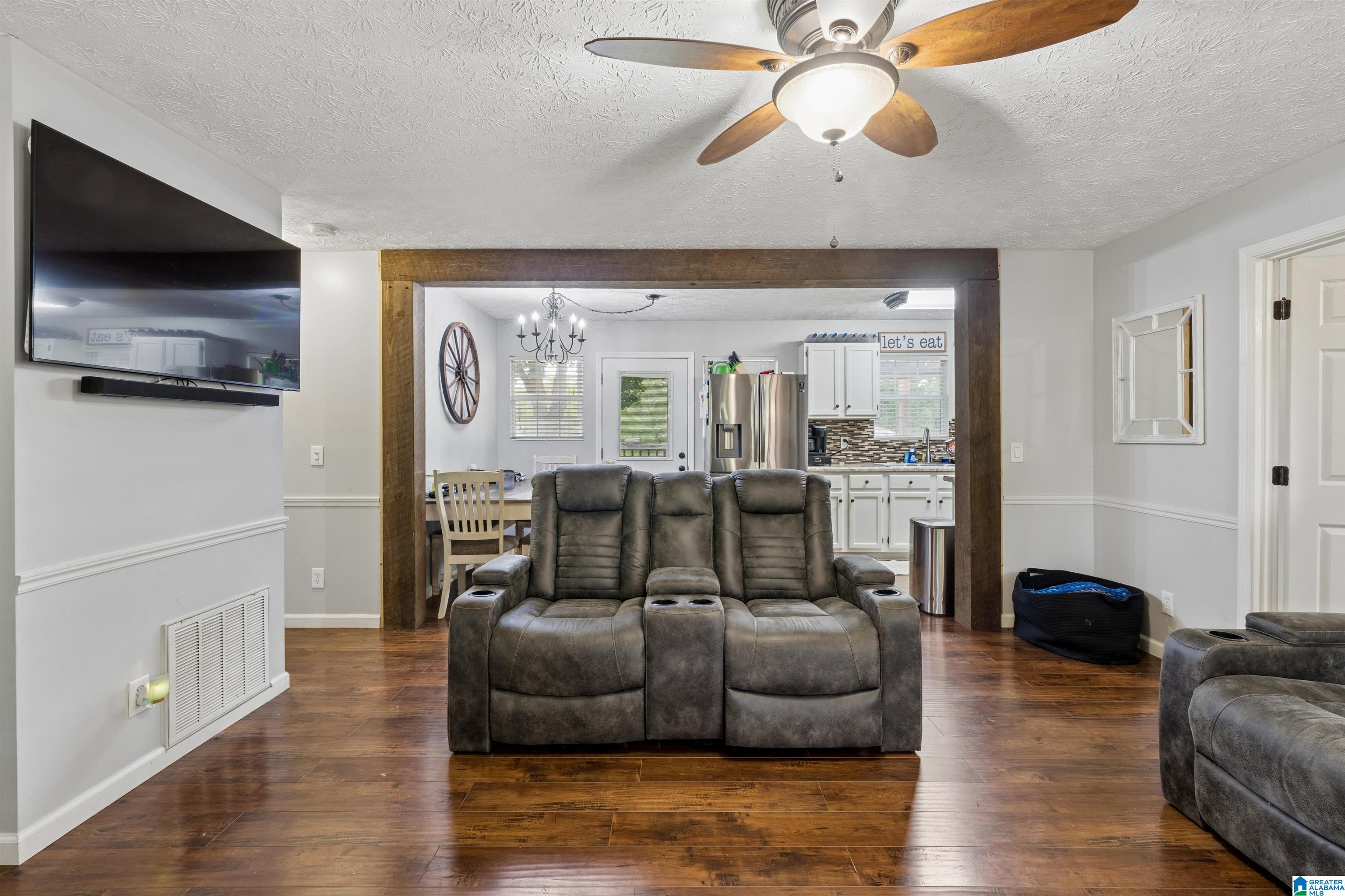 Photo 3 of Single family home for sale at 6408 Highway 49, Columbiana, AL 35051 | MLS# 21462510 | Listing updated on 2026-09-15