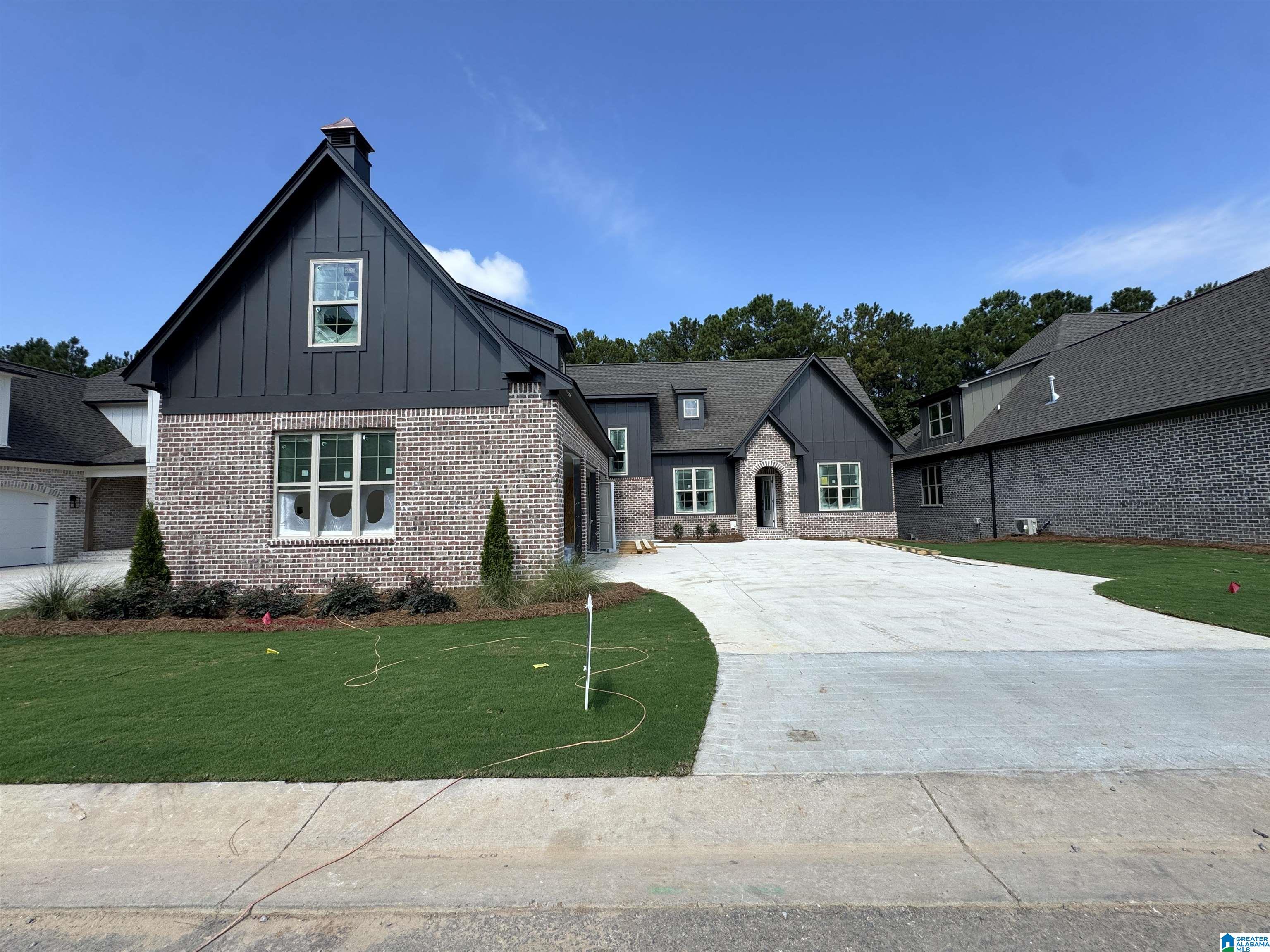 Single family home for sale at 138 Glengerry Dr, PELHAM, AL 35124 | MLS# 21462534