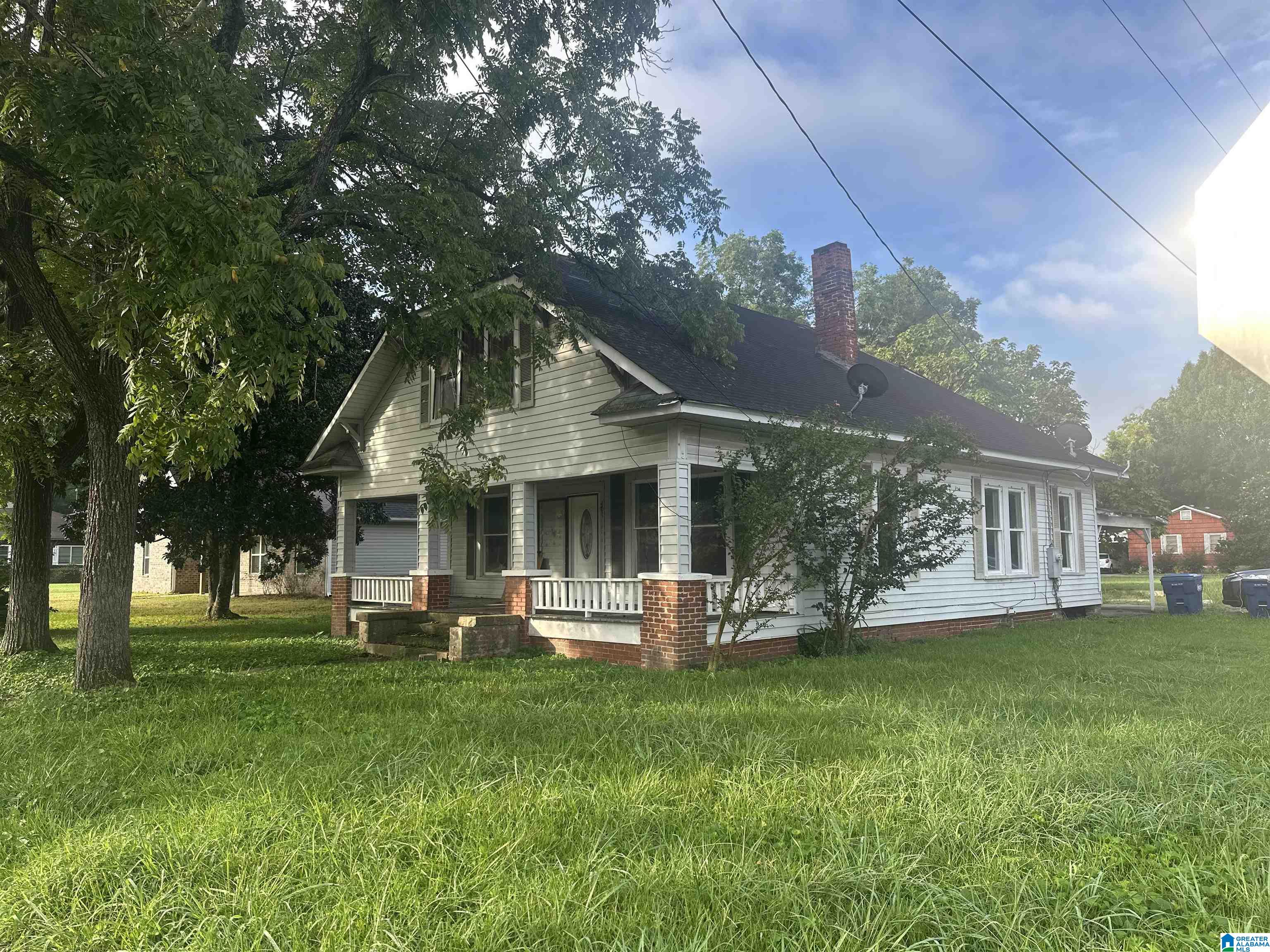 1st image of 401 2nd Street S, Oneonta, AL 35121 | MLS# 21462554