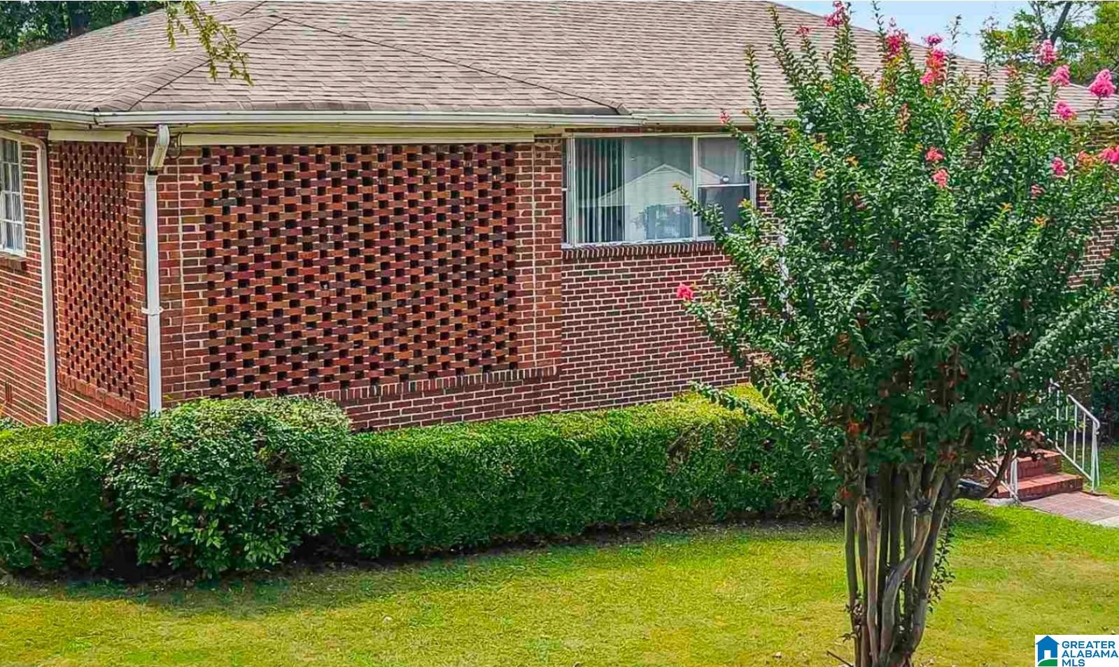 Photo 3 of Single family home for sale at 1743 32nd St Ensley, Birmingham, AL 35208 | MLS# 21462569 | Listing updated on 2026-09-05