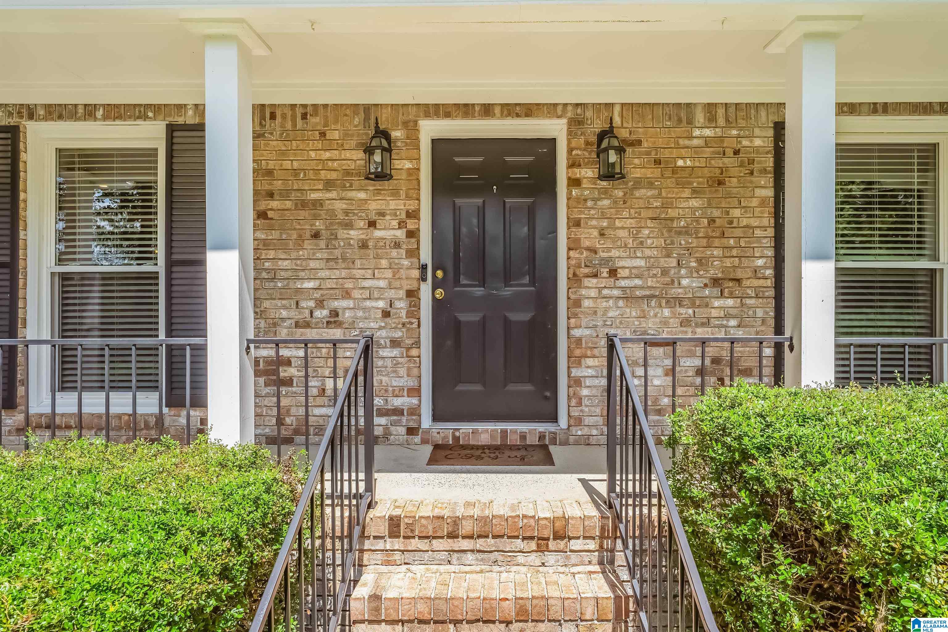 Photo 2 of Sale Pending at 3216 Cahaba Brk Cir, Vestavia, AL 35243 | MLS# 21462586 | Listing updated on 2026-08-26