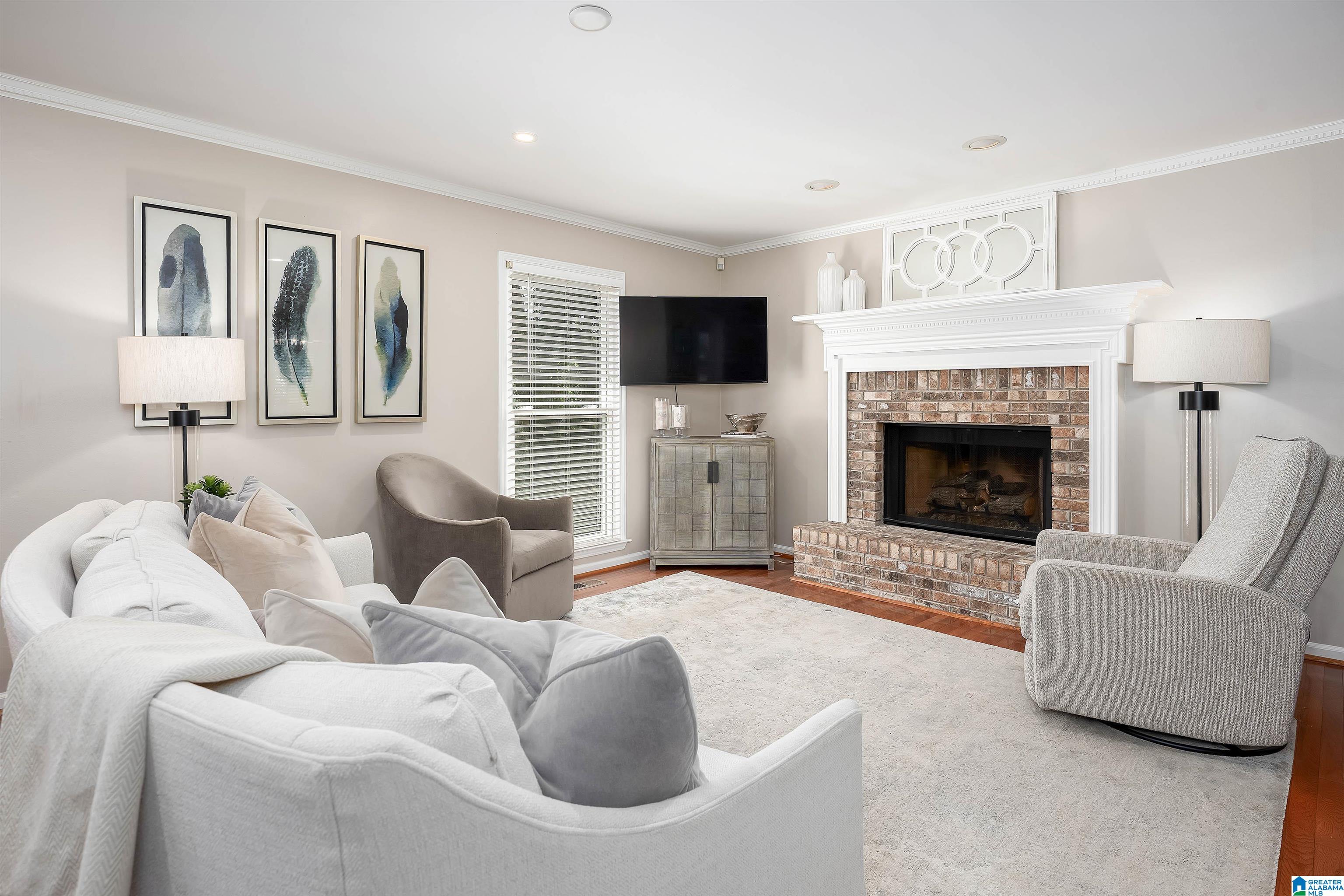 Photo 4 of Sale Pending at 3216 Cahaba Brk Cir, Vestavia, AL 35243 | MLS# 21462586 | Listing updated on 2026-08-26