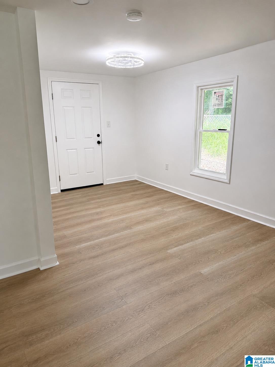 Photo 2 of Single family home for sale at 4020 Center St N, Birmingham, AL 35207 | MLS# 21462617 | Listing updated on 2026-08-20