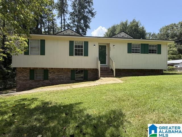 1st image of 400 S Highland Dr, Warrior, AL 35180 | MLS# 21462635