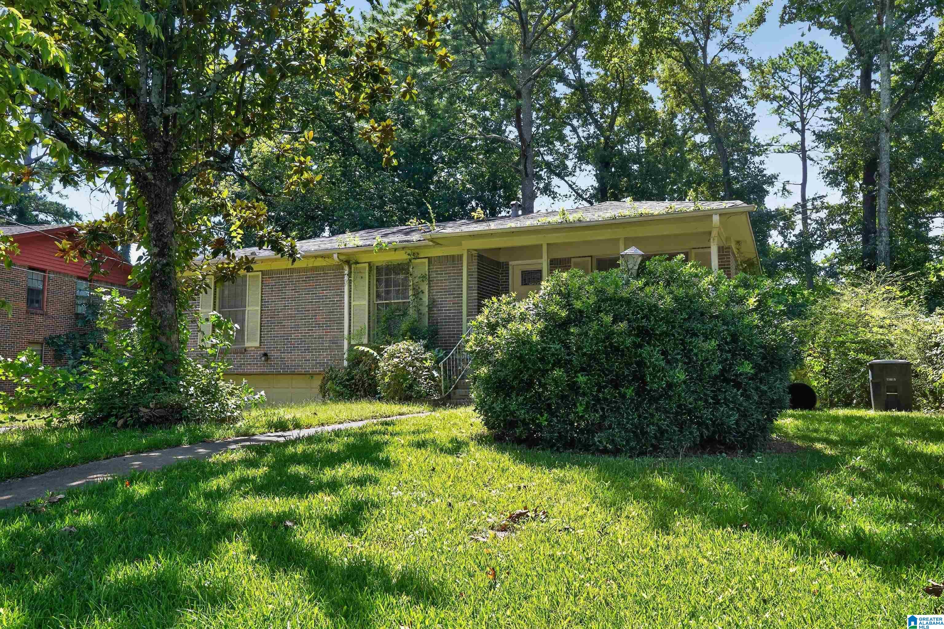 Photo 2 of Single family home for sale at 425 Buckner Dr, Birmingham, AL 35206 | MLS# 21462648 | Listing updated on 2026-09-10