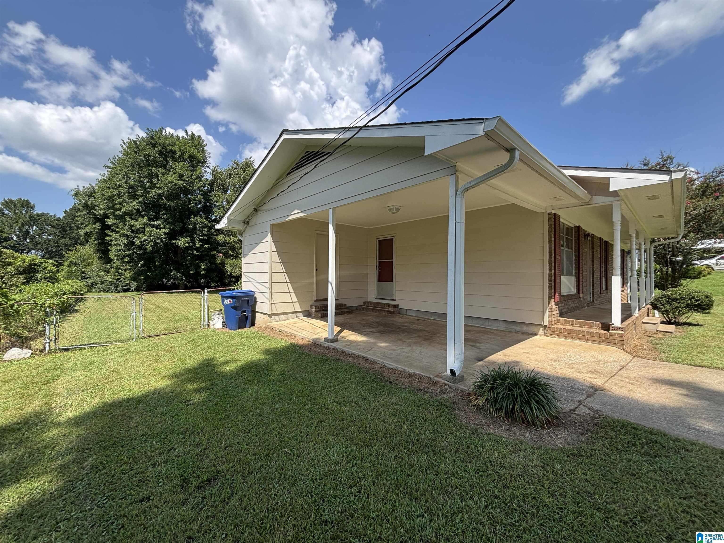 Photo 3 of Sale Pending at 217 Patricia Rd, Anniston, AL 36206 | MLS# 21462650 | Listing updated on 2026-08-24