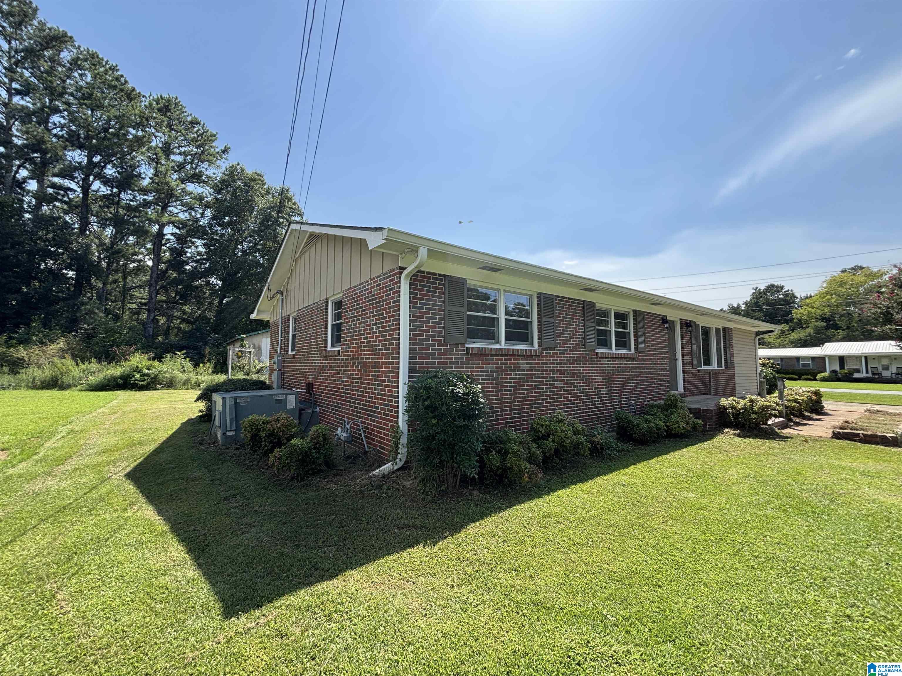 2nd image of 220 Patricia Road, Anniston, AL 36206 | MLS# 21462654